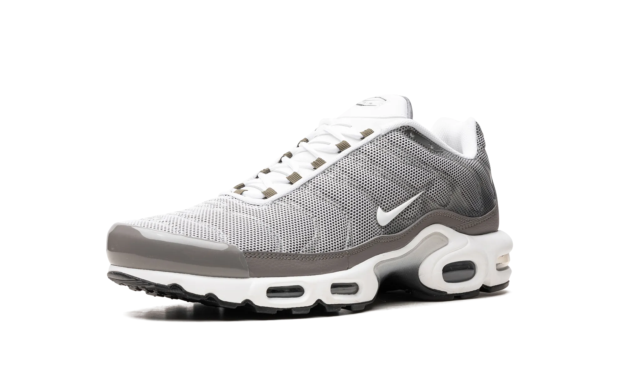 Air Max Plus SE "Flat Pewter" running in a cycling studio shoes