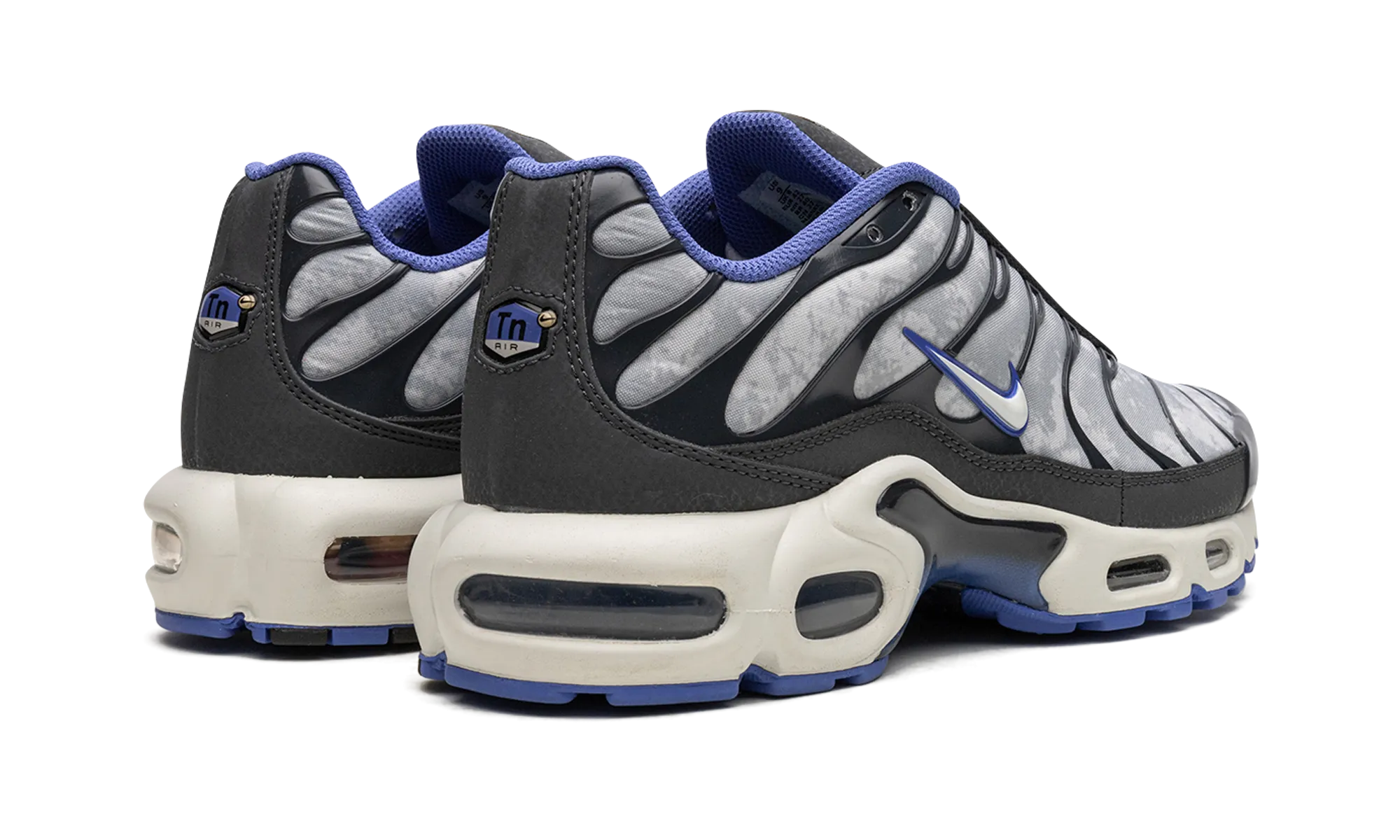 Air Max Plus SE "Social F.C." City running requirement