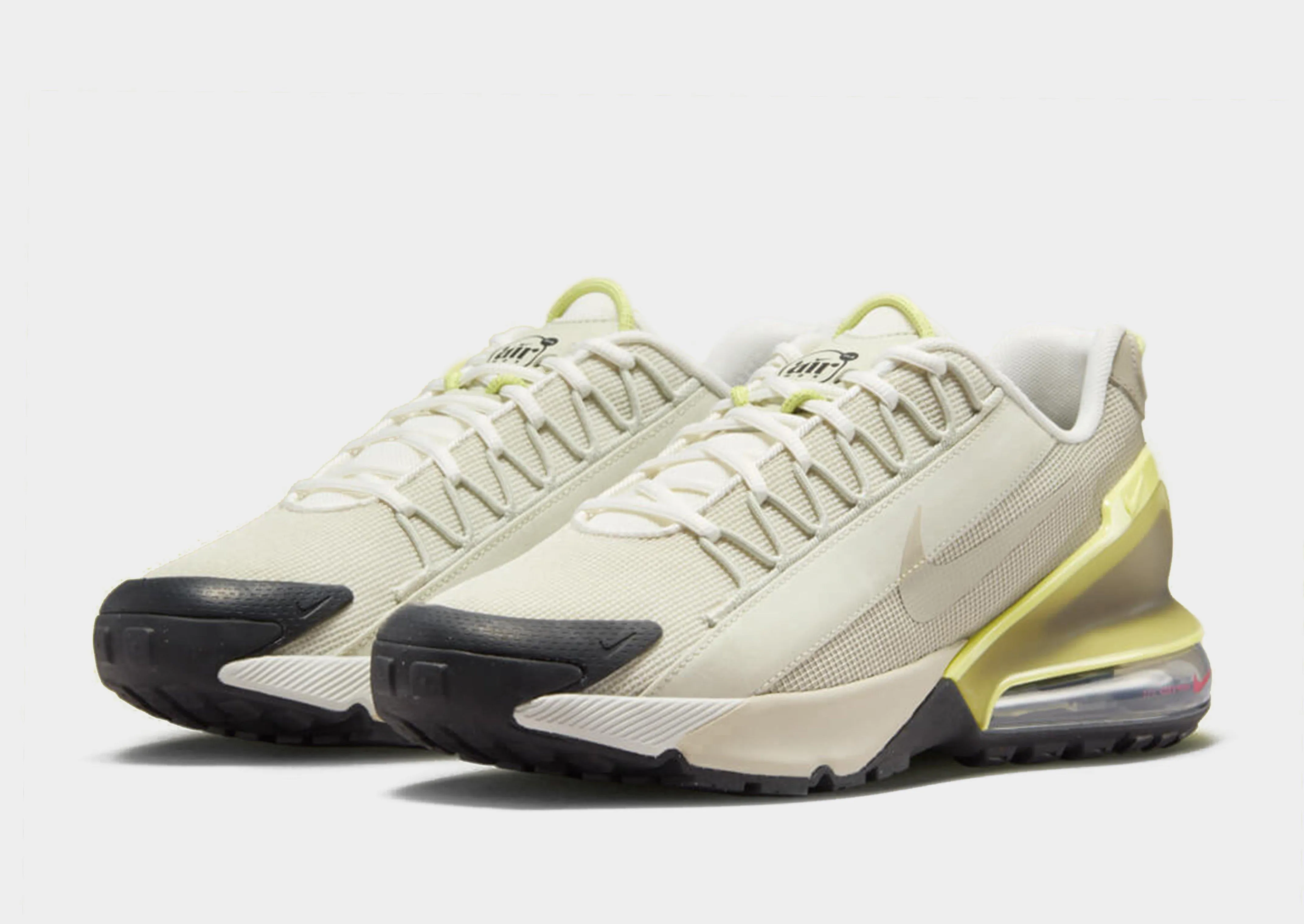 running on snow shoes foam - sole shoes Air Max Pulse Roam