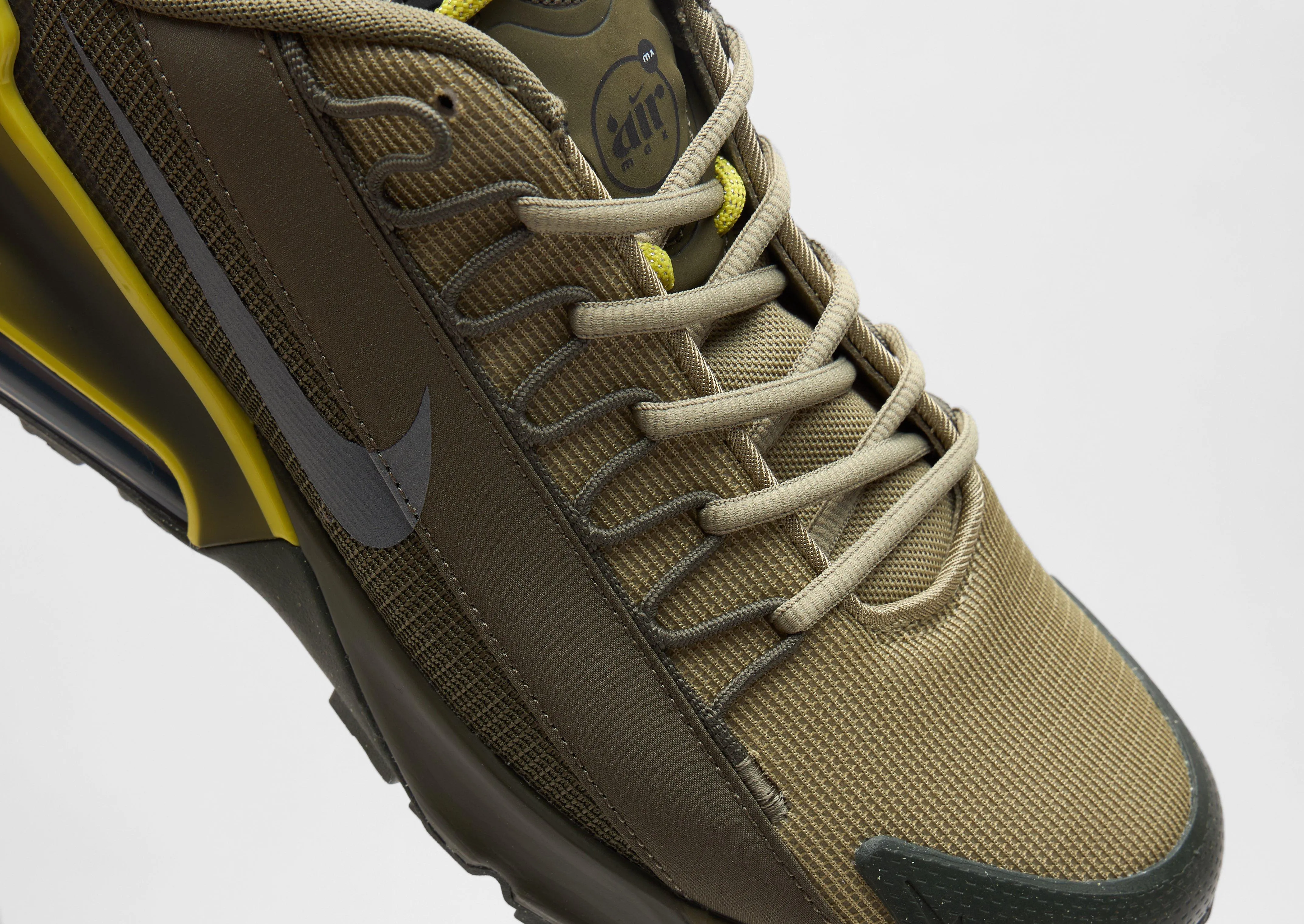 Elasticated Tongue comfortable wearing experience shoes Air Max Pulse Roam