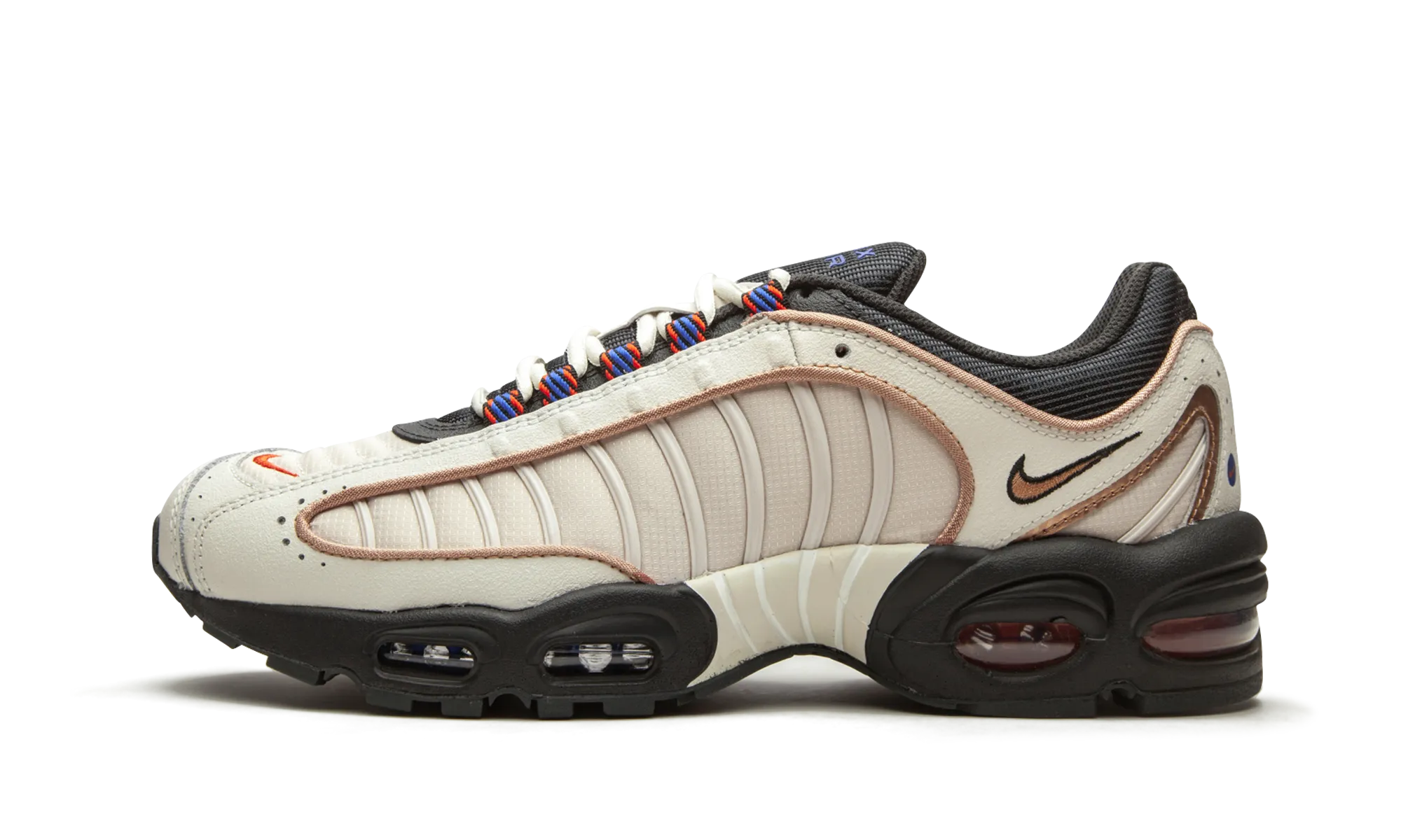 Air Max Tailwind 4 SE "Roman Numerals" running in a field shoes Slip On Design