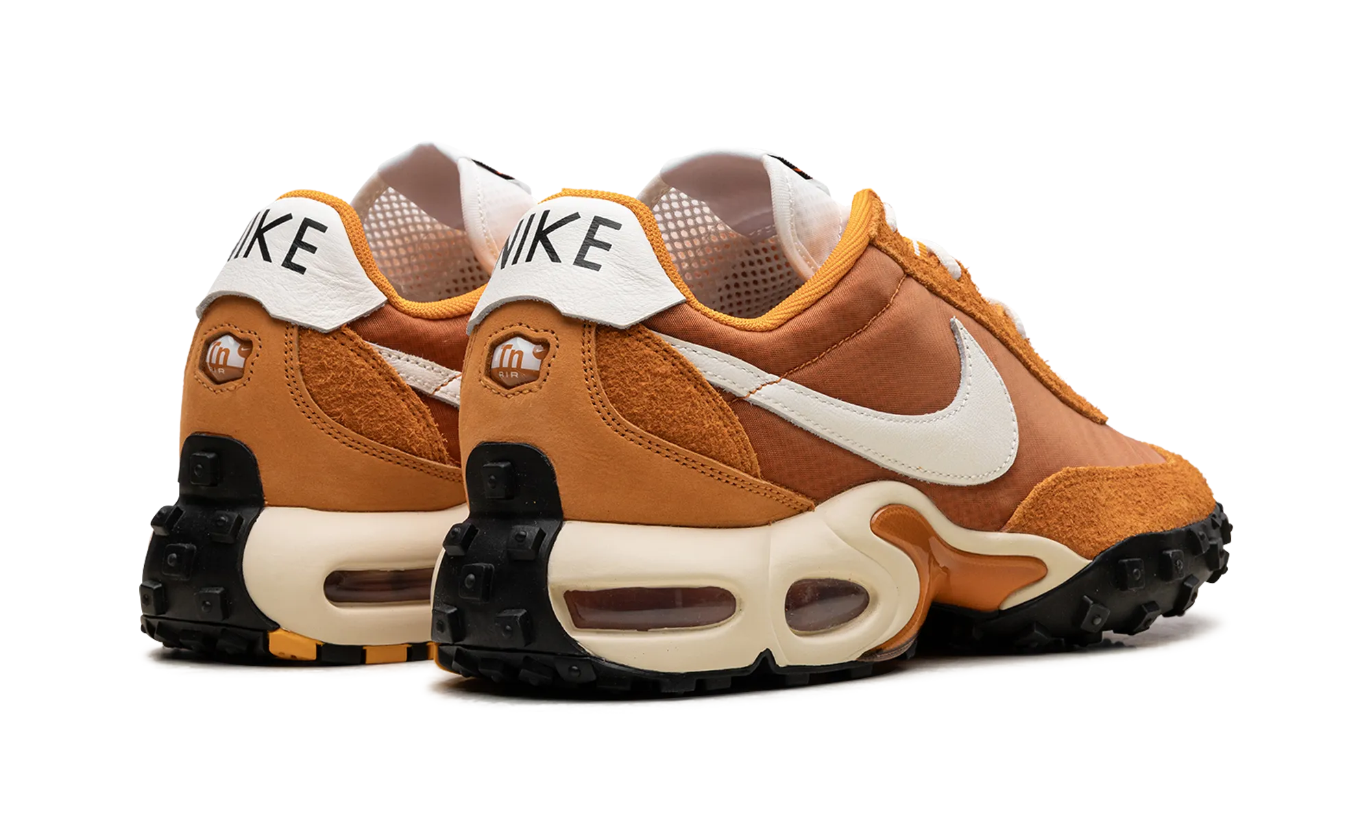Air Max Waffle Racer SP "Birght Ceramic Sail" running in regional tracks shoes