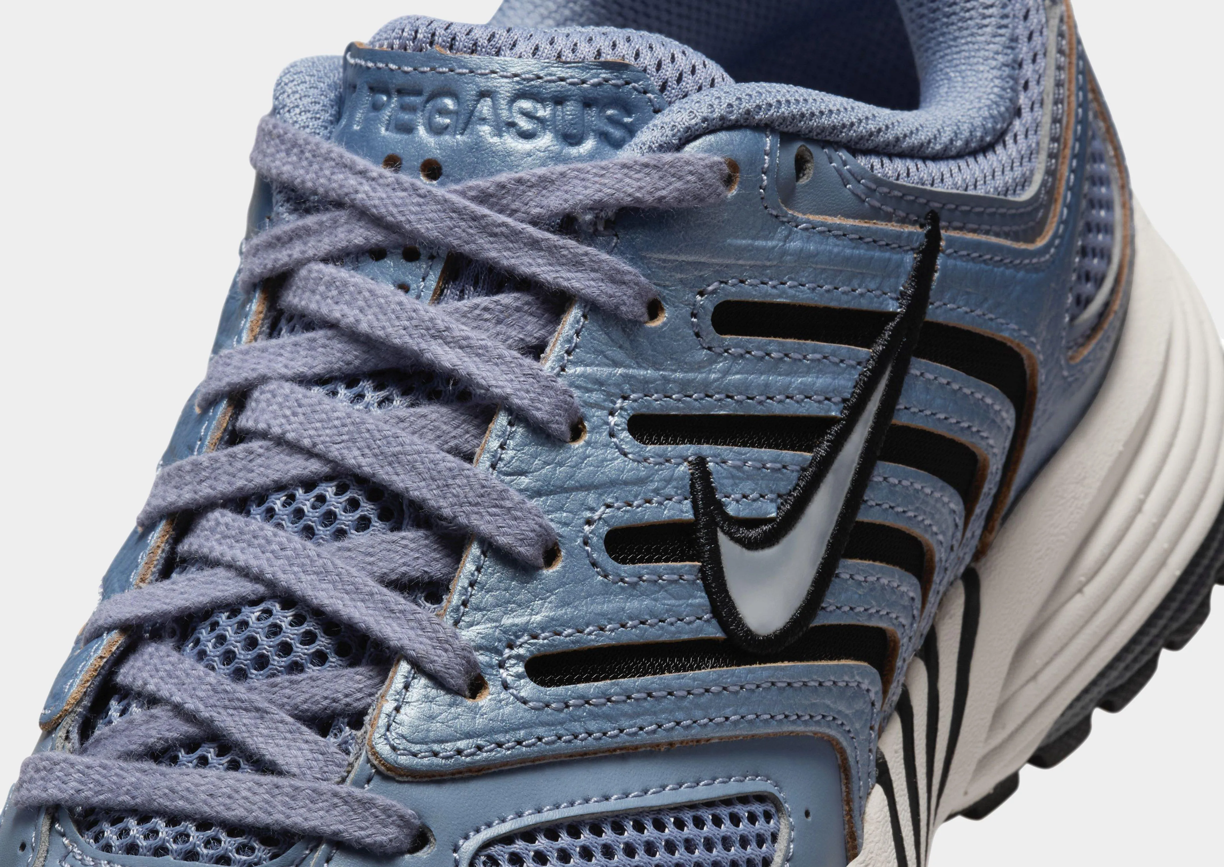 Air Pegasus 2005 C.O.R. Women's Active Movement zipper