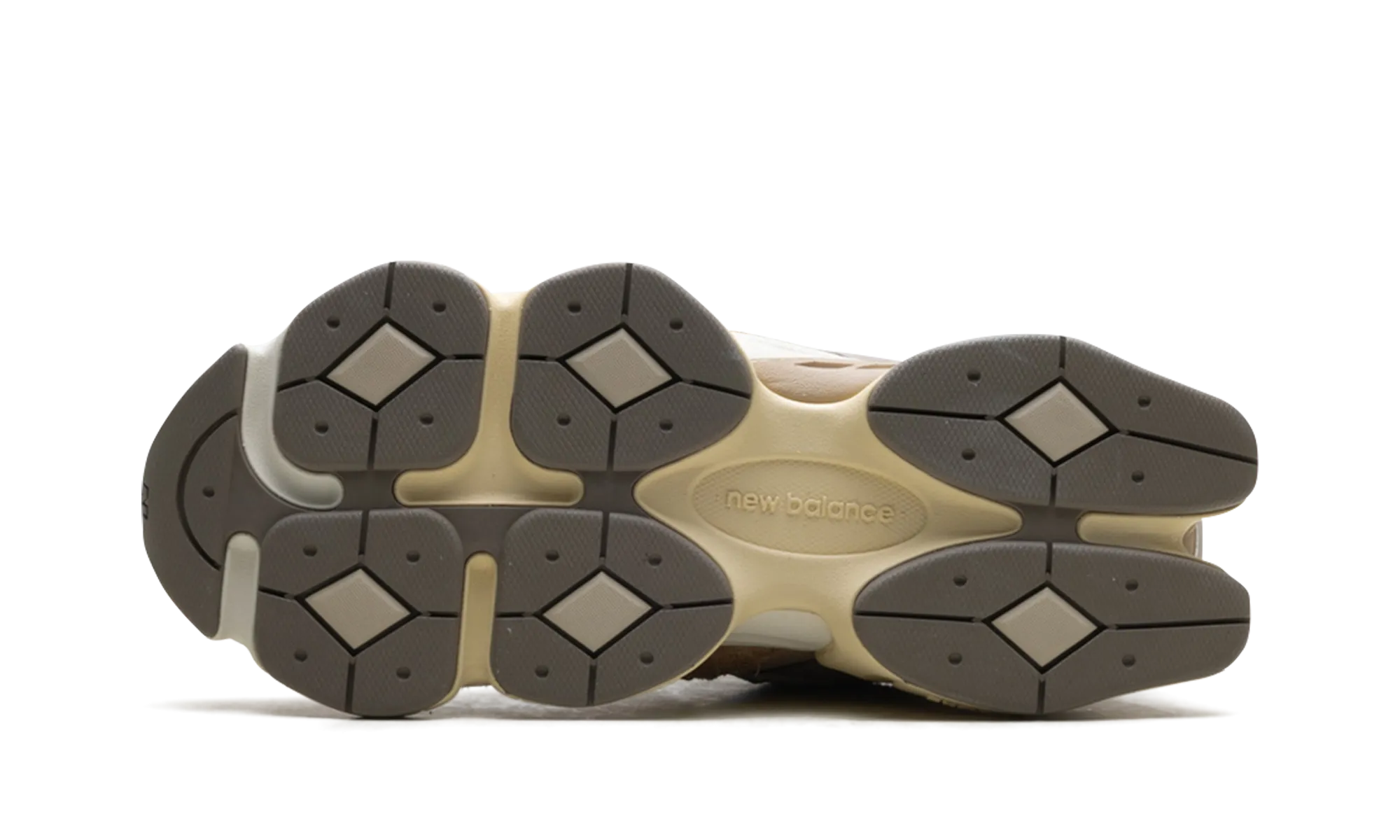 9060 "Olivine Great Plains" commemorative shoes