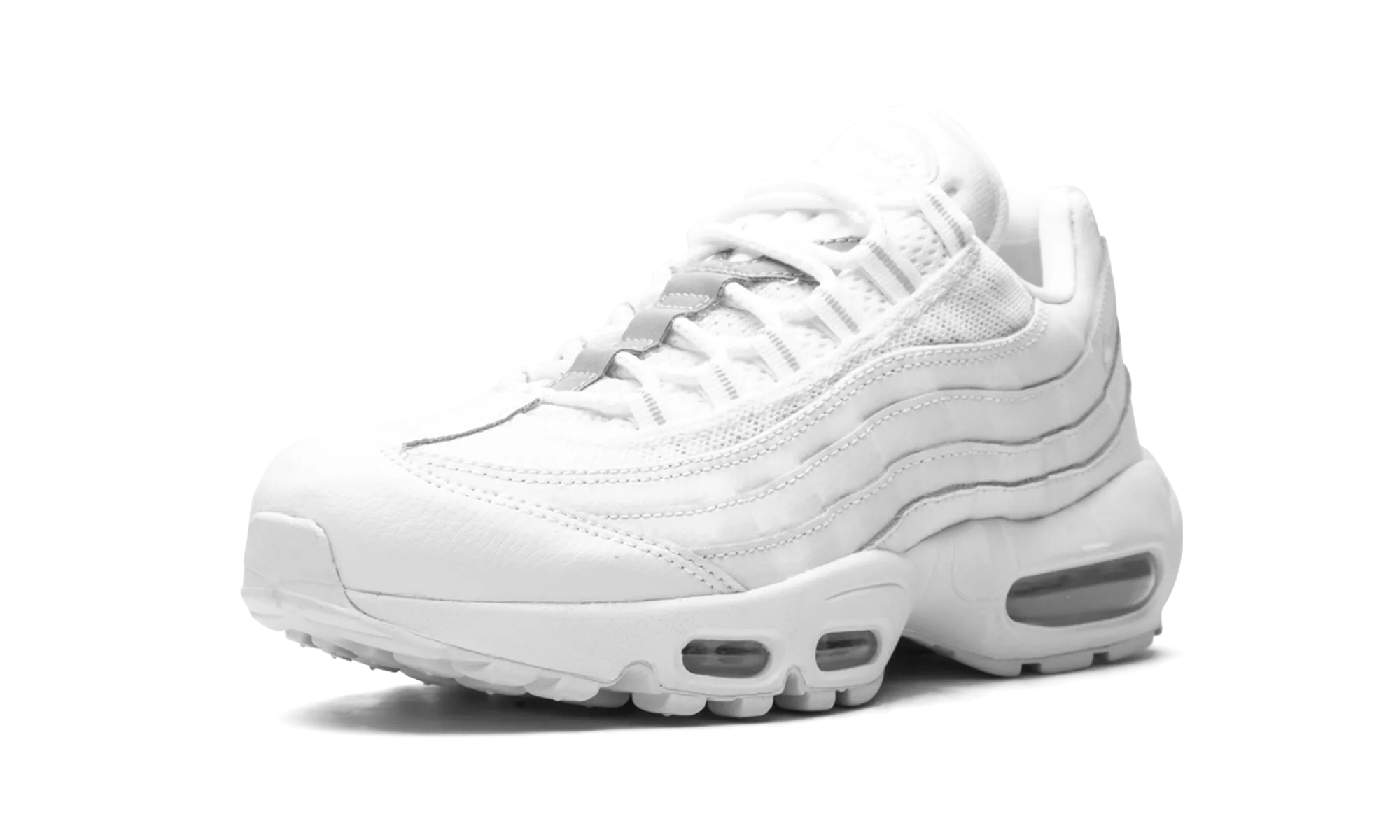 Air Max 95 Essential running with a fitness tracker