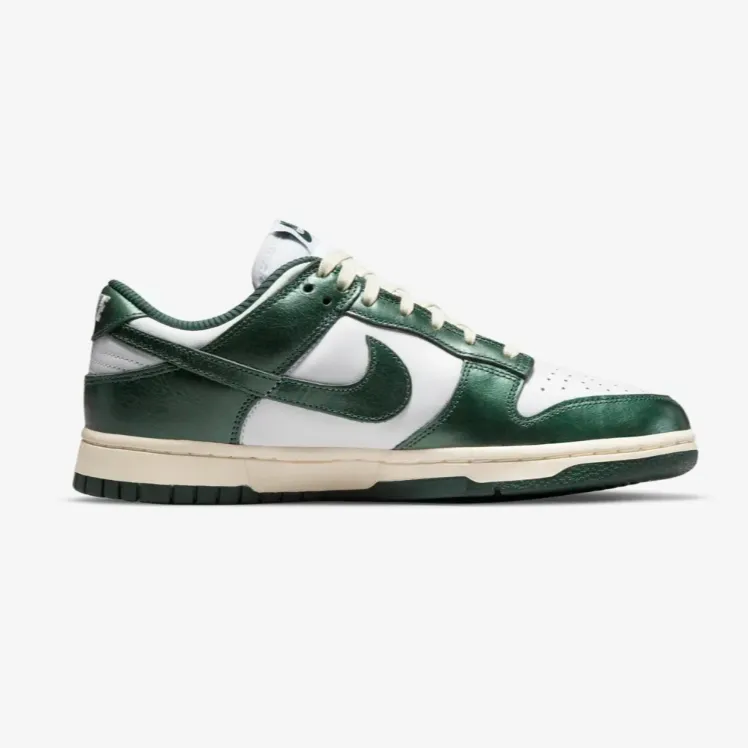 Nike Dunk Low 'Vintage Green' Women's (2022) ClassicDesign