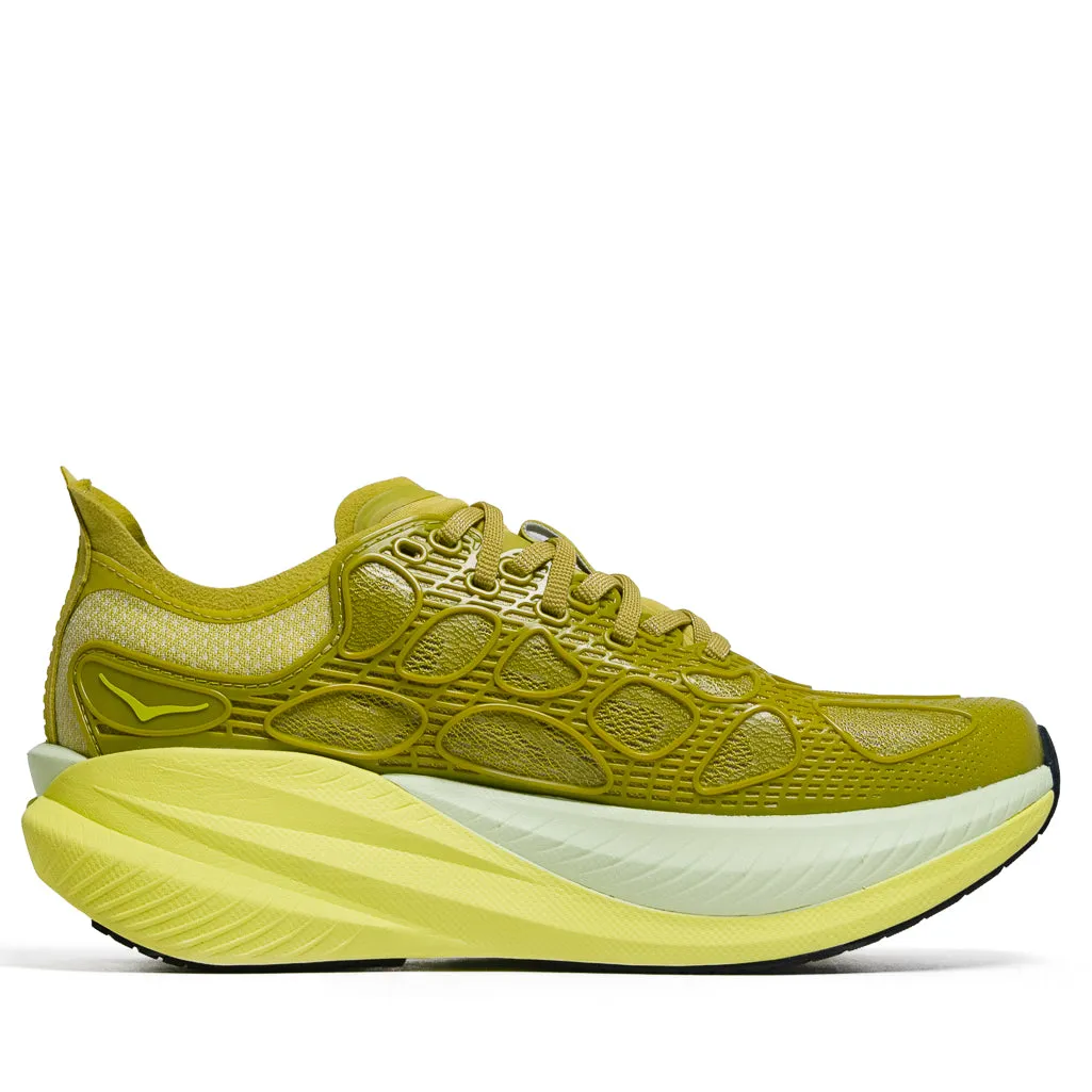 Hoka Mach X Caged - Pea Green/Hoka Citrus Low Profile Silhouette warm weather