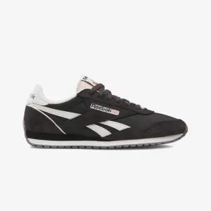 Reebok | CLASSIC AZ 'WASHED BLACK/CHALK' Easy Wear Comfort Tongue