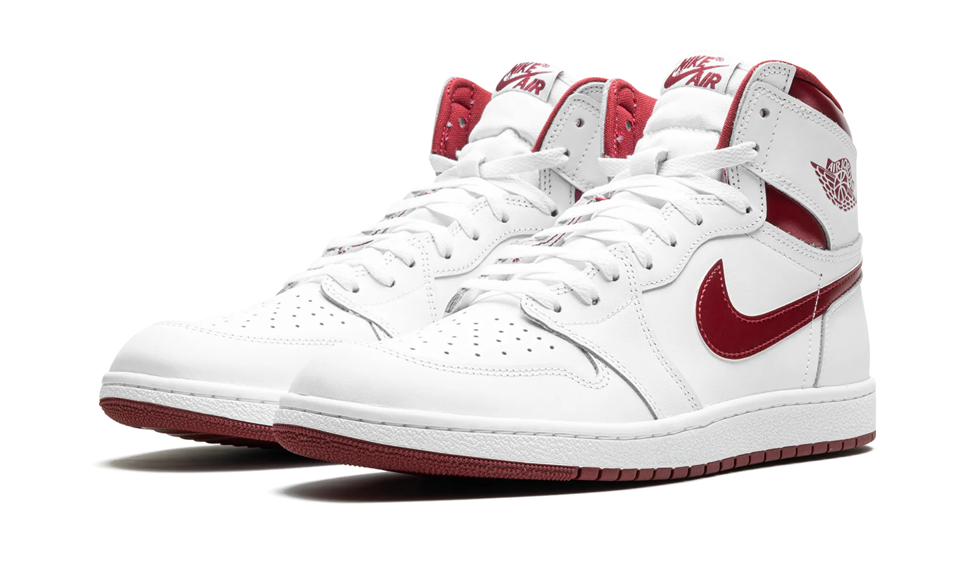 Cushioned performance Air Jordan 1 High '85 "Metallic Burgundy"