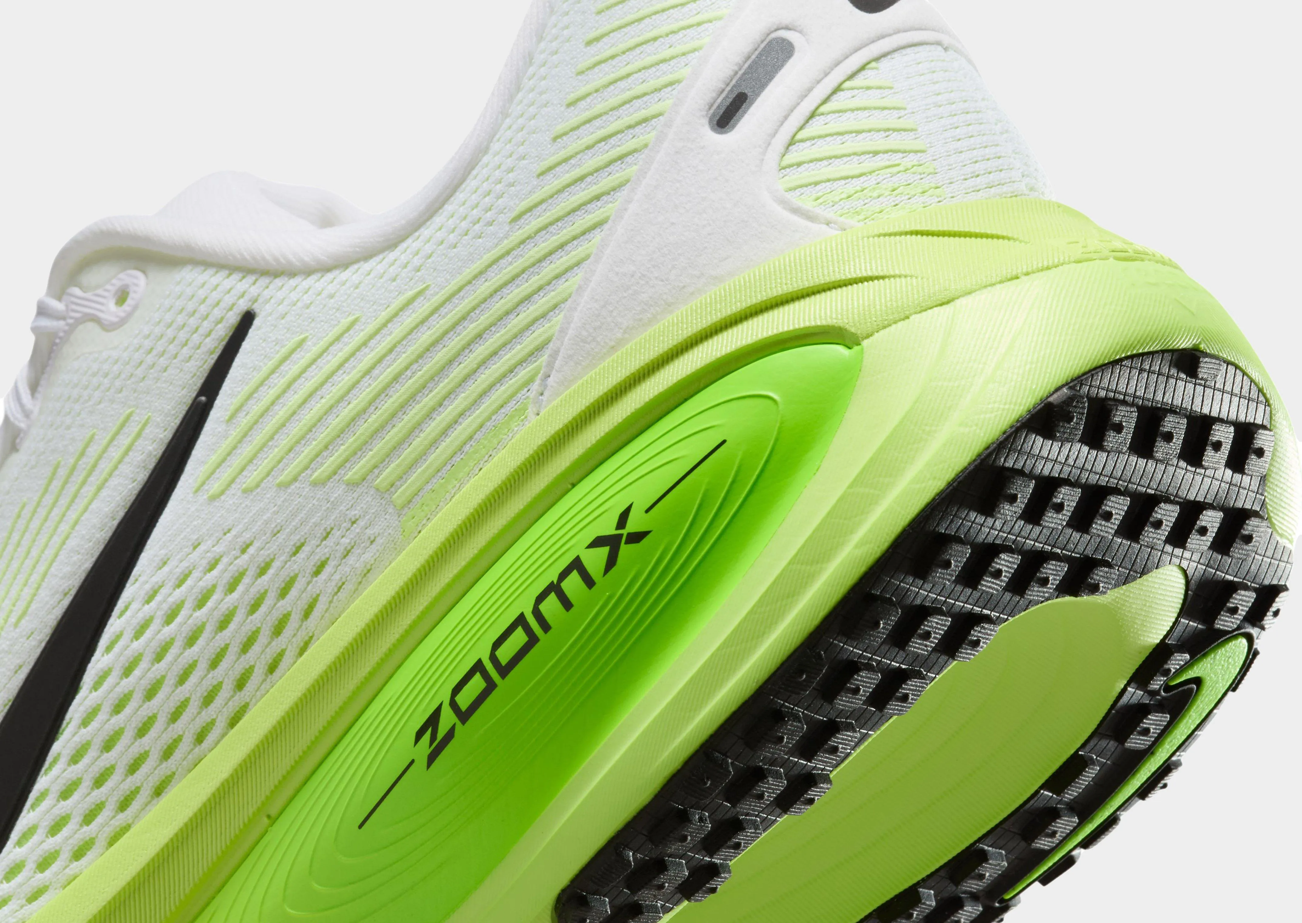 Vomero 18 ice shoes
