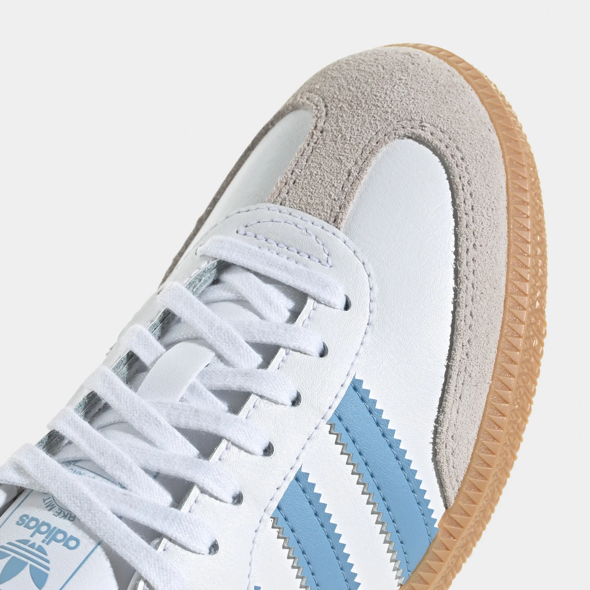 adidas Juniors' Samba OG White / Ash Blue - Gum Impact Dispersing Structure Breathable Inner Lining