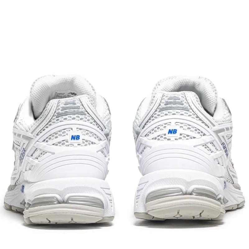 Flexible Modern Form New Balance 1906R - White/Team Royal