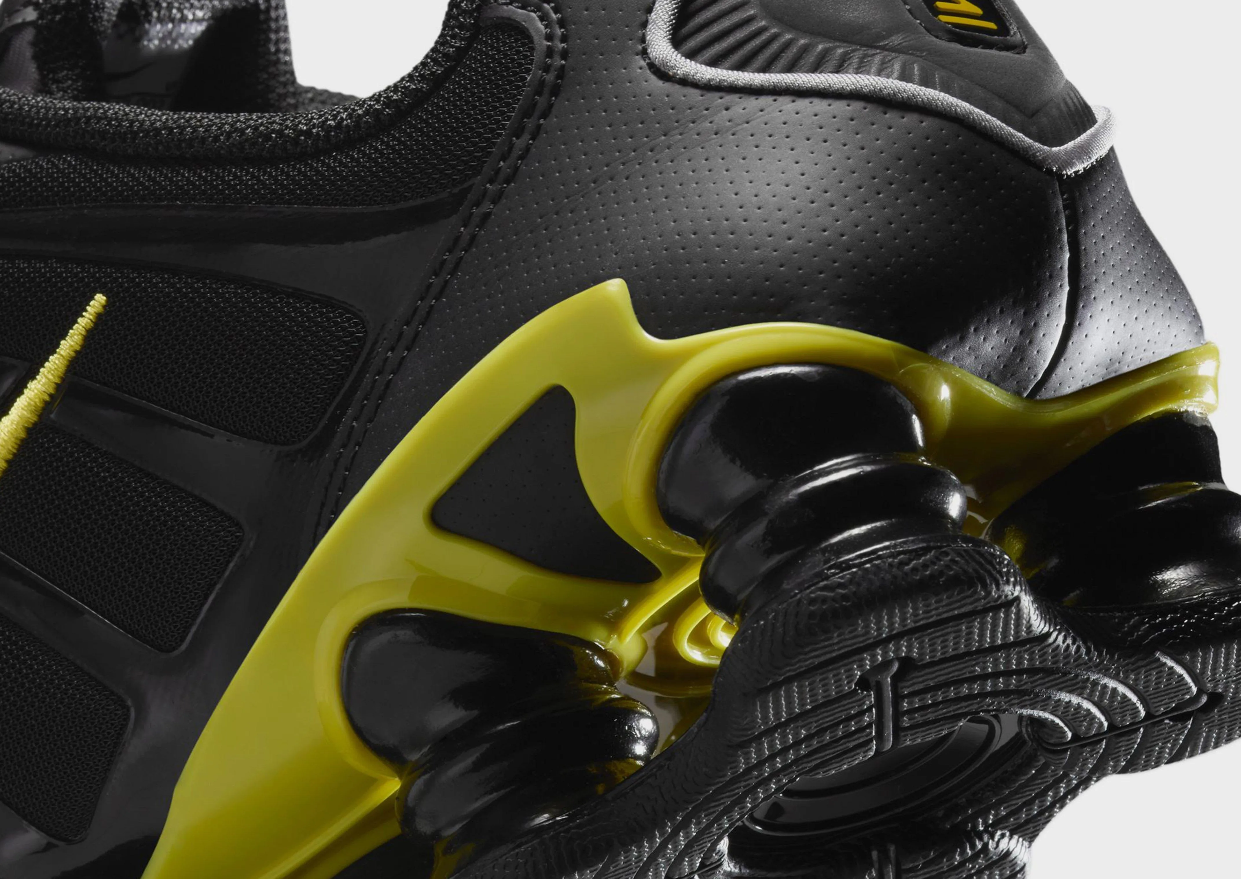 Breathable Upper Shox TL