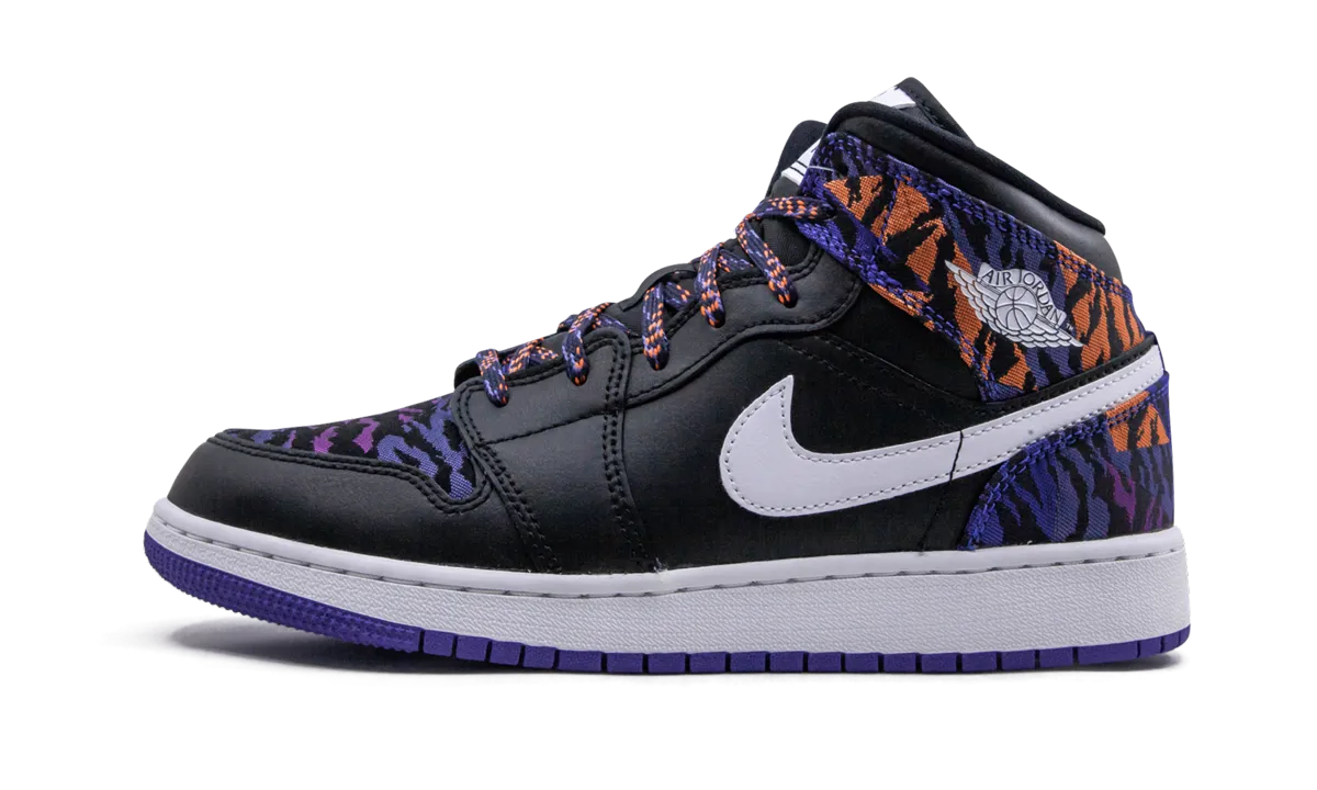 Torque Reduction Engineering Dynamic look Air Jordan 1 Mid SE GS "Tiger Stripe"