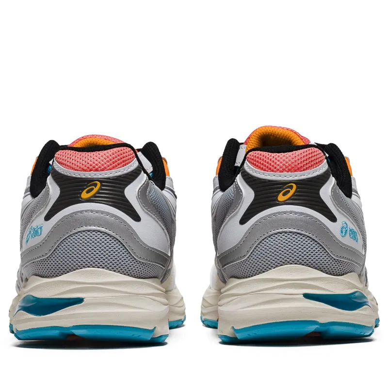 Ergonomic Lacing System Weekend Walks Asics Gel-K1011 - White/Pure Silver
