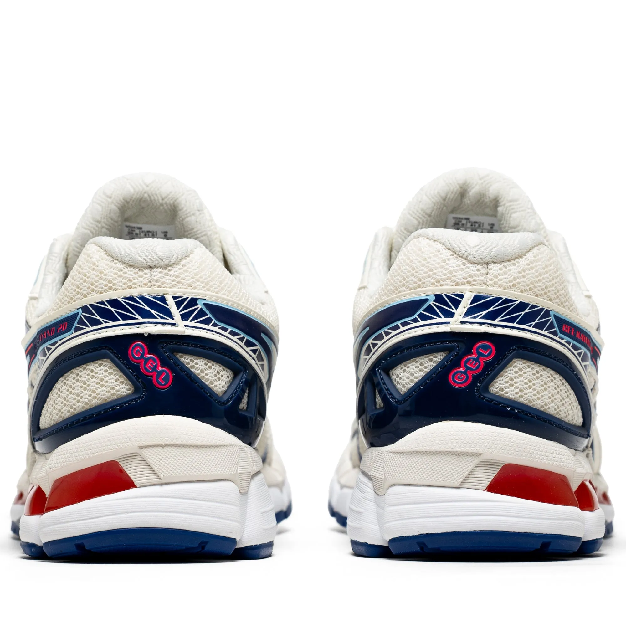Non Marking Tread Endurance Style. Asics Gel-Kayano 20 - Cream/Deep Marine