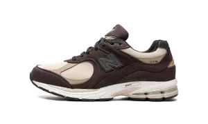 minimalist shoes 2002R "Black Coffee"