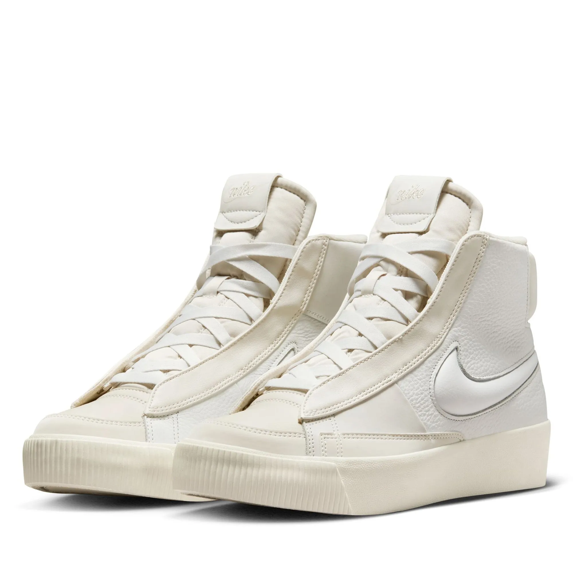 Dynamic Foot Rocking Systems Everyday Wear Women's Nike Blazer Mid Victory - Summit White/Phantom