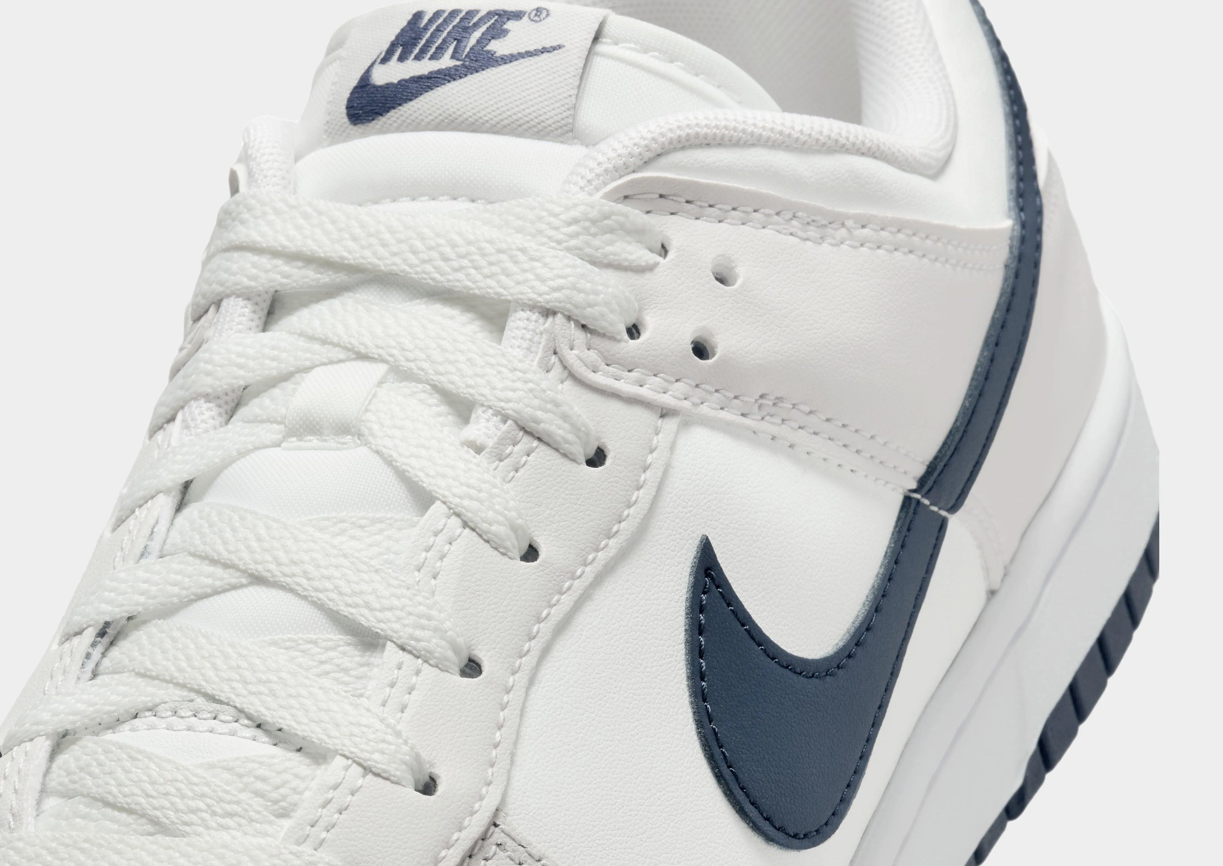 Dunk Low Retro Hardwearing