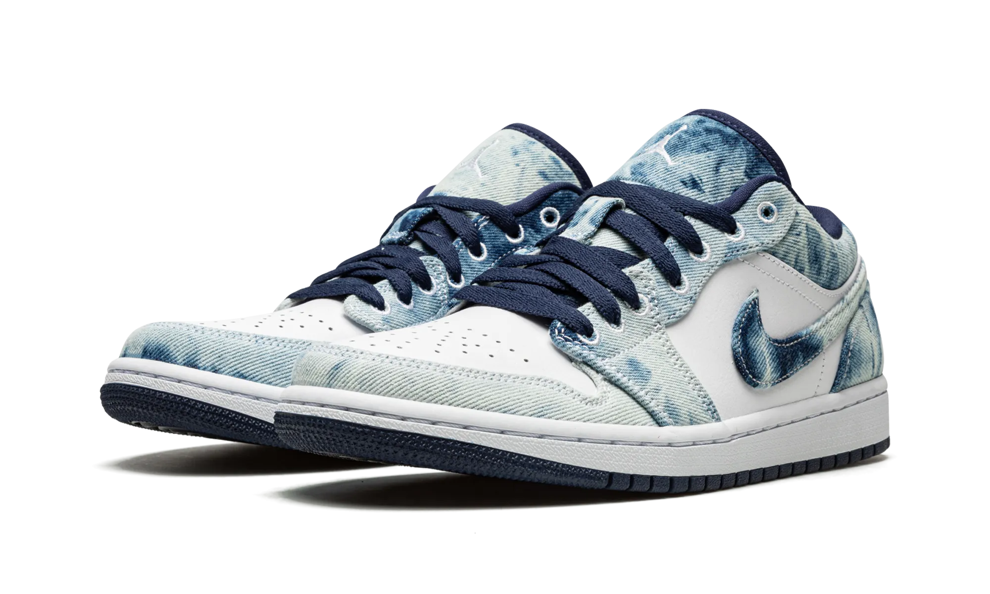 No Squeeze Active Walk Air Jordan 1 Low SE "Washed Denim"