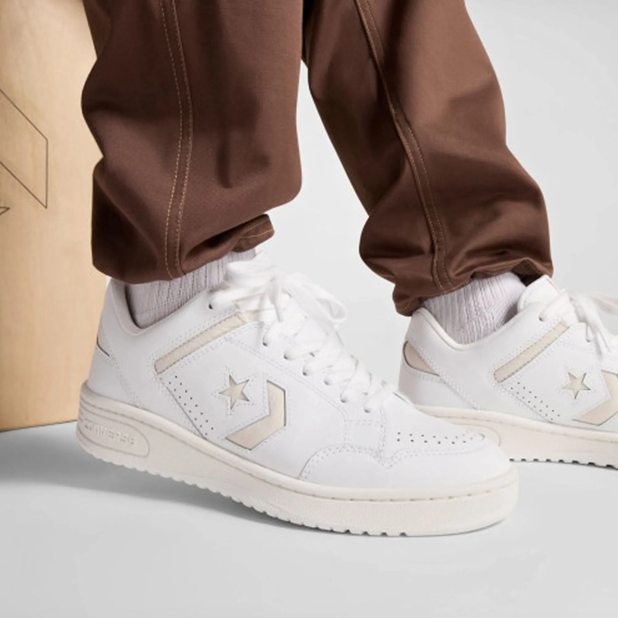 Converse | WEAPON LEATHER { BEIGE Anti Slip Lacing Stretchable Upper