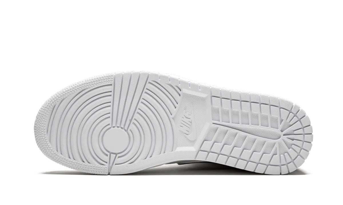 Air Jordan 1 Mid "White Chicago" Impact Reduction Technology