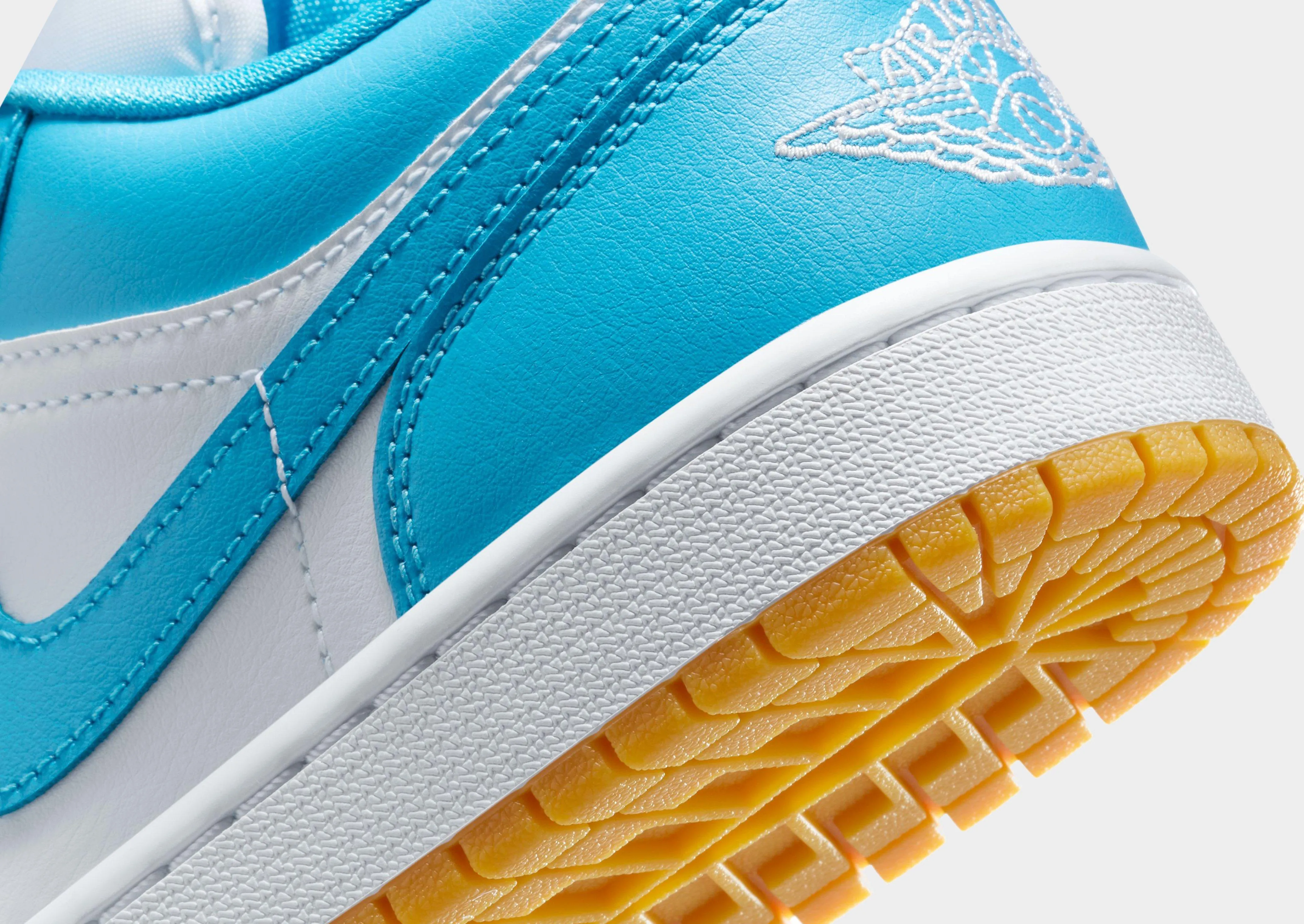 Stretch tongue Adaptive Cushion Stack Air 1 Low Women's