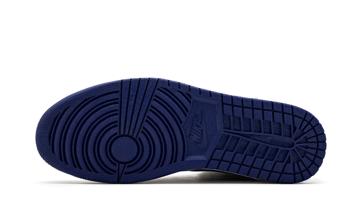 Air Jordan 1 Retro High "Deep Royal" Everyday Form