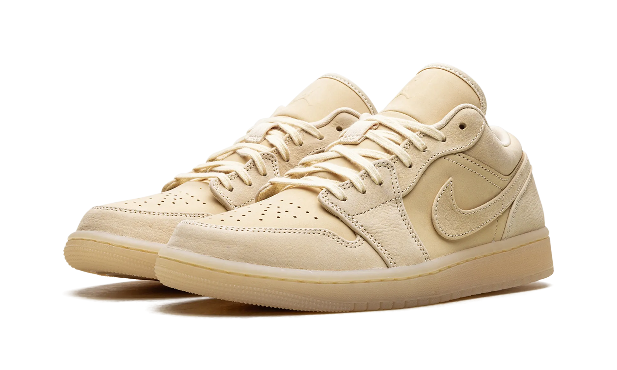 Air Jordan 1 Low SE WMNS "Sand" Knit Upper Material Endurance Sole