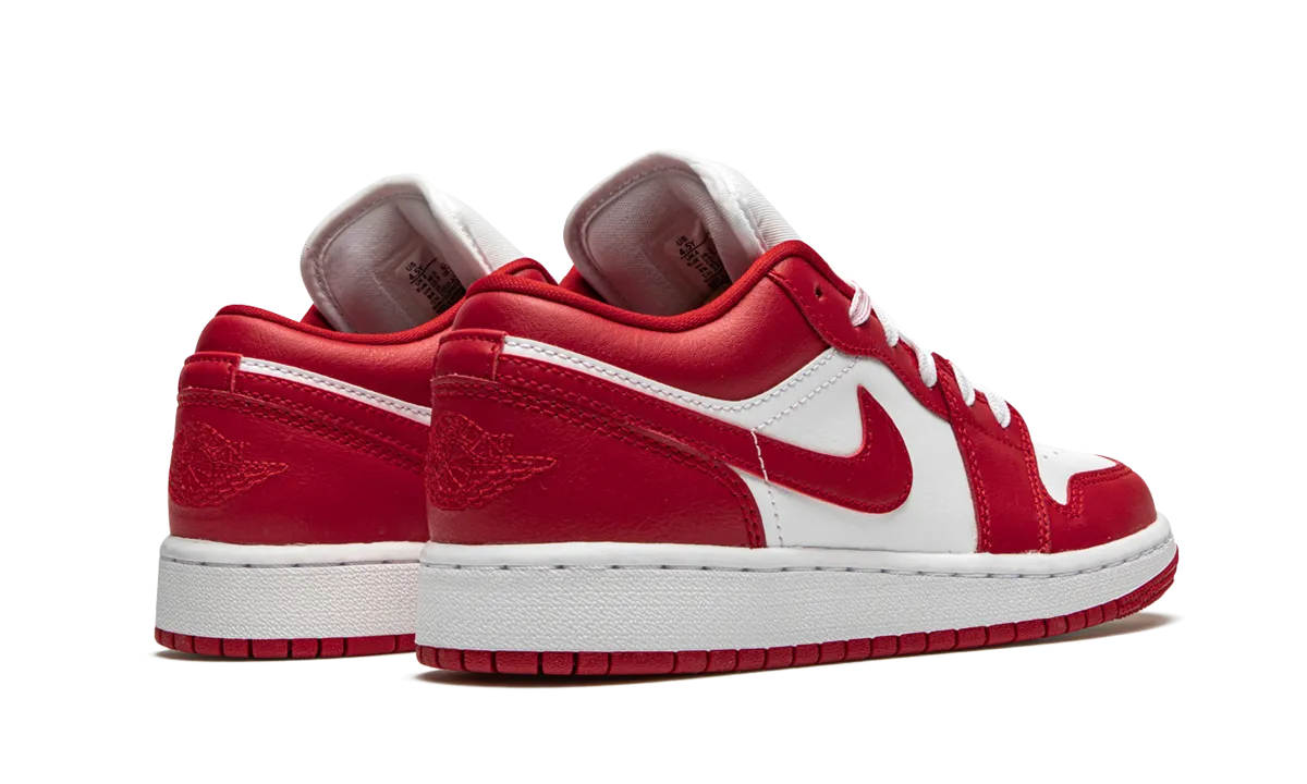 Air Jordan 1 Low GS "Gym Red/White" Comfortable Tongue