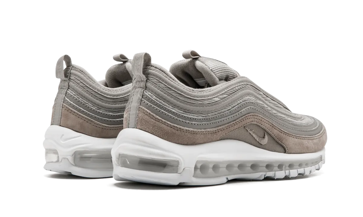 Shock - absorbing technology steel - reinforced shoes Air Max 97