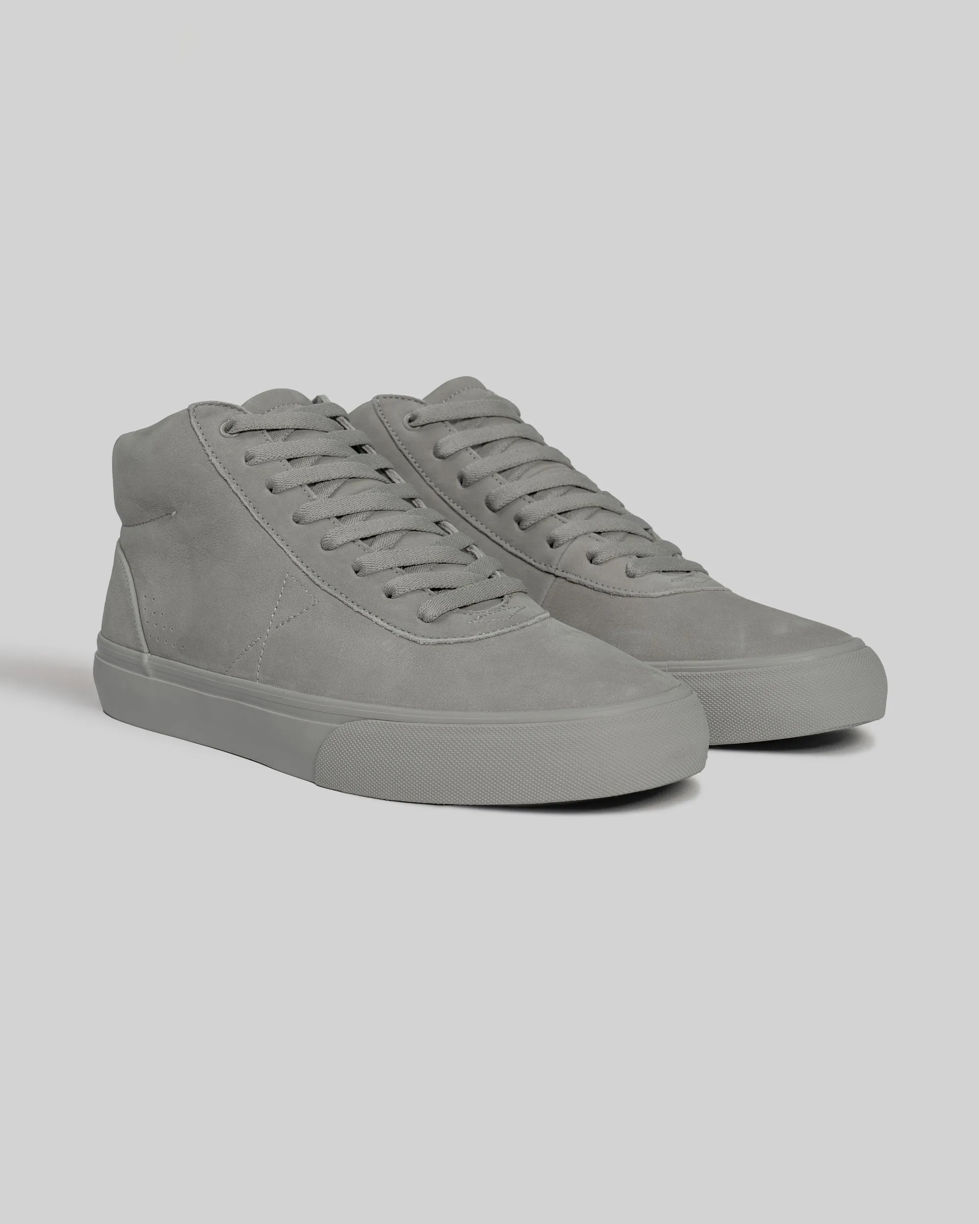 Bold Detail Outdoor Walk CHAPTER MID | STONE FG NUBUCK