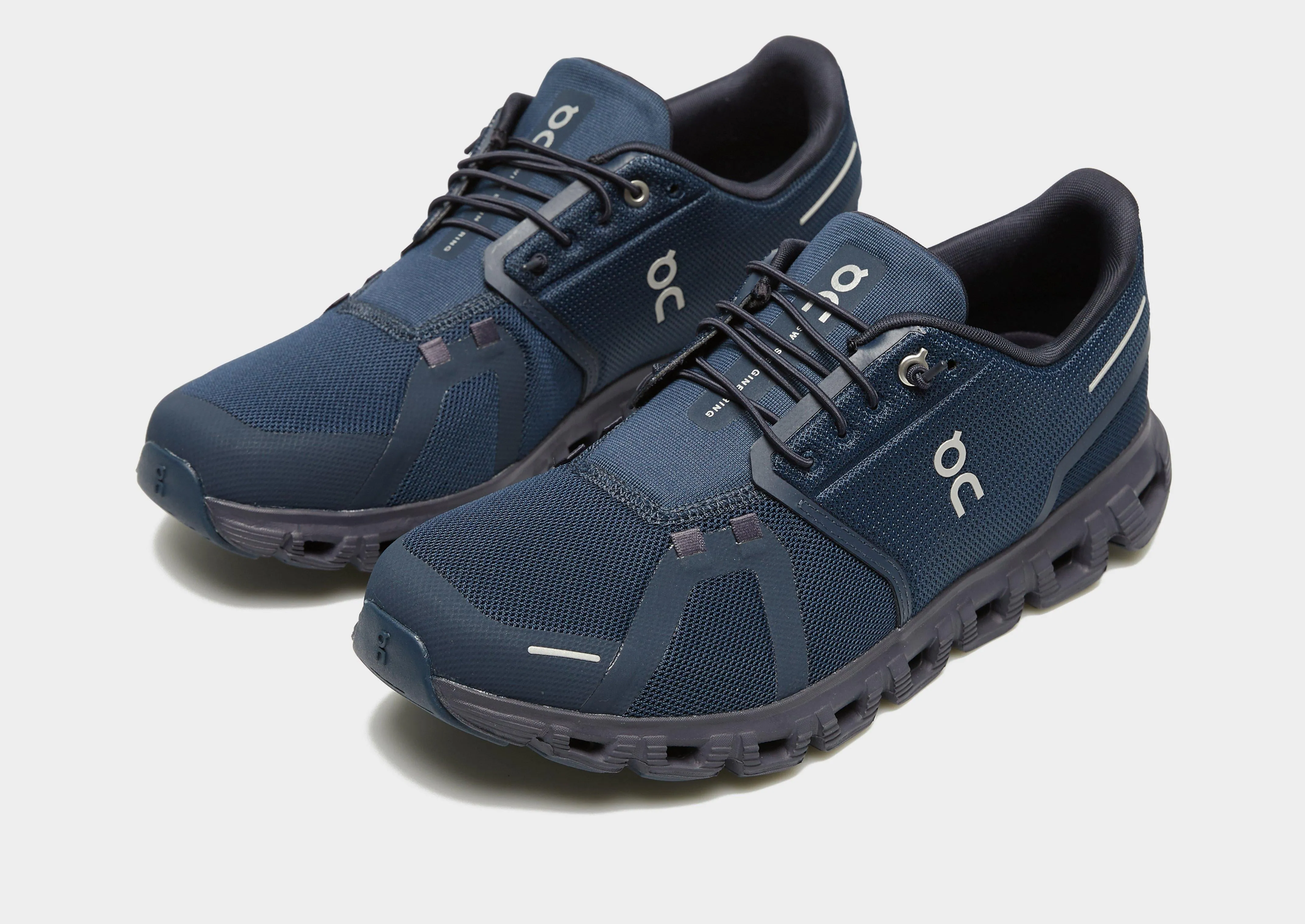 running in light rain shoes herringbone outsole shoes Cloud 6