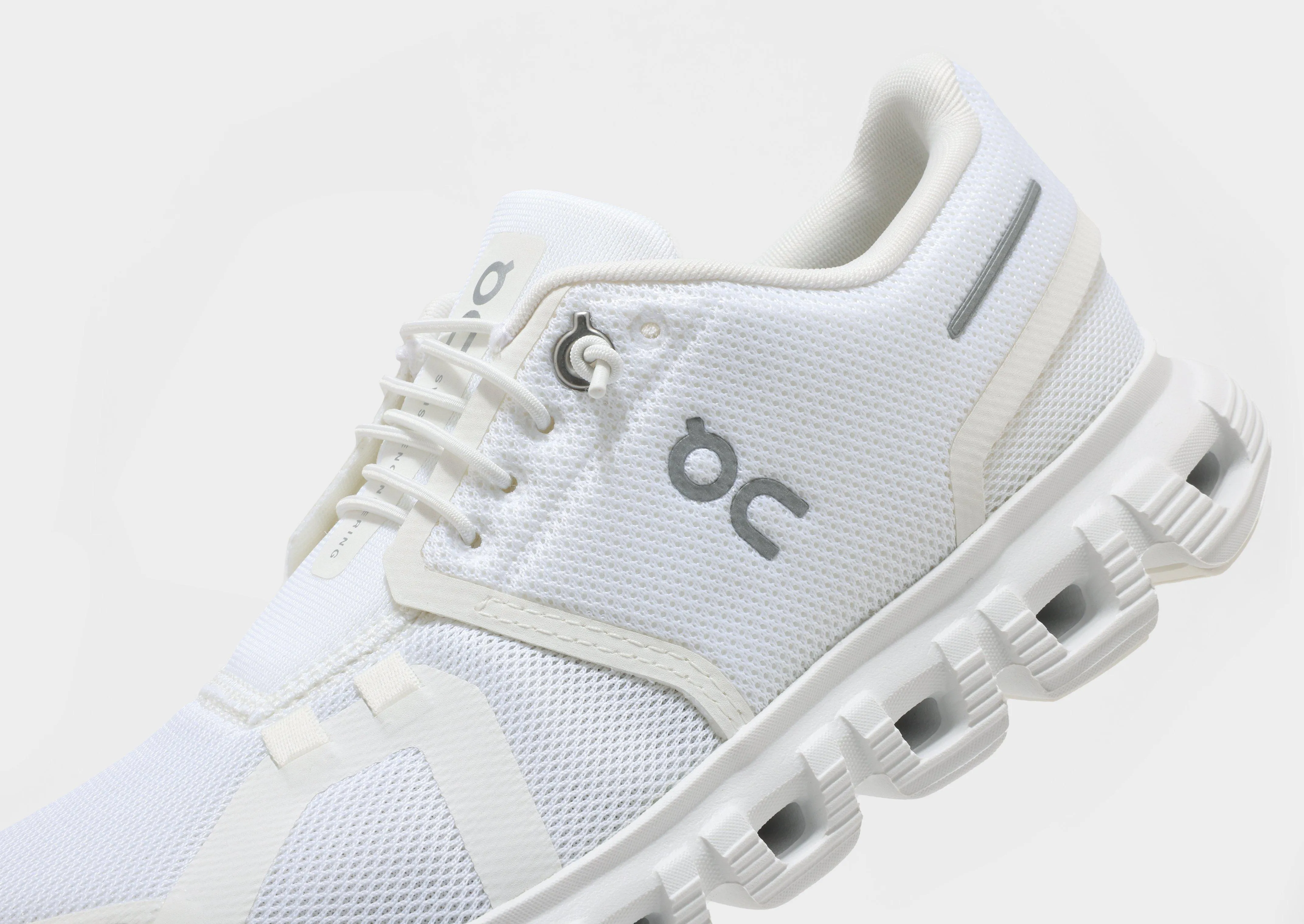sports event participation tapered - toe shoes Cloud 6 Women's