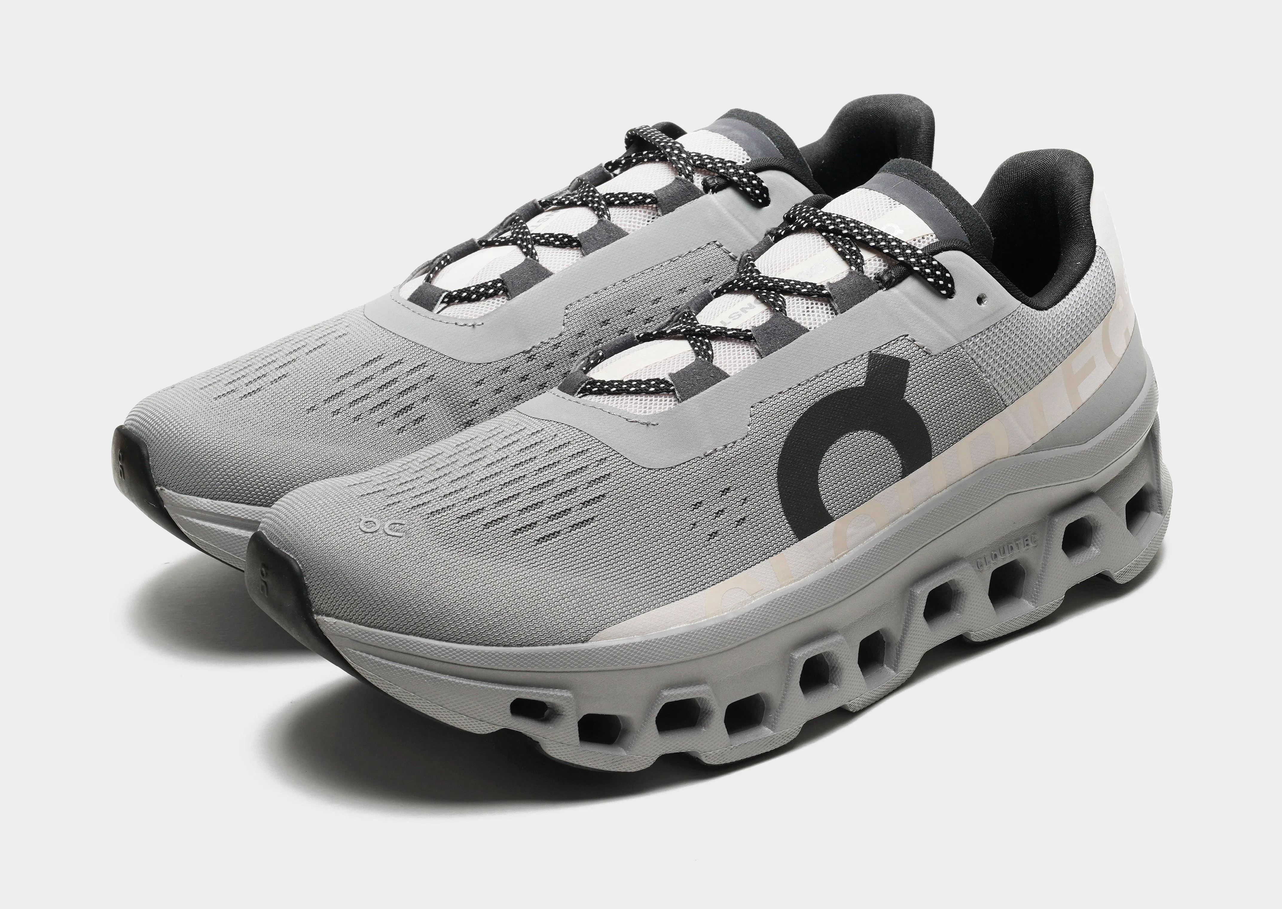 recycled - material running gear Cloudmonster