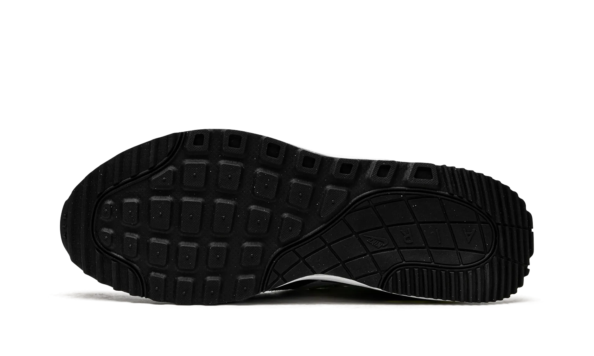 Air Max System breathable fabric shoes