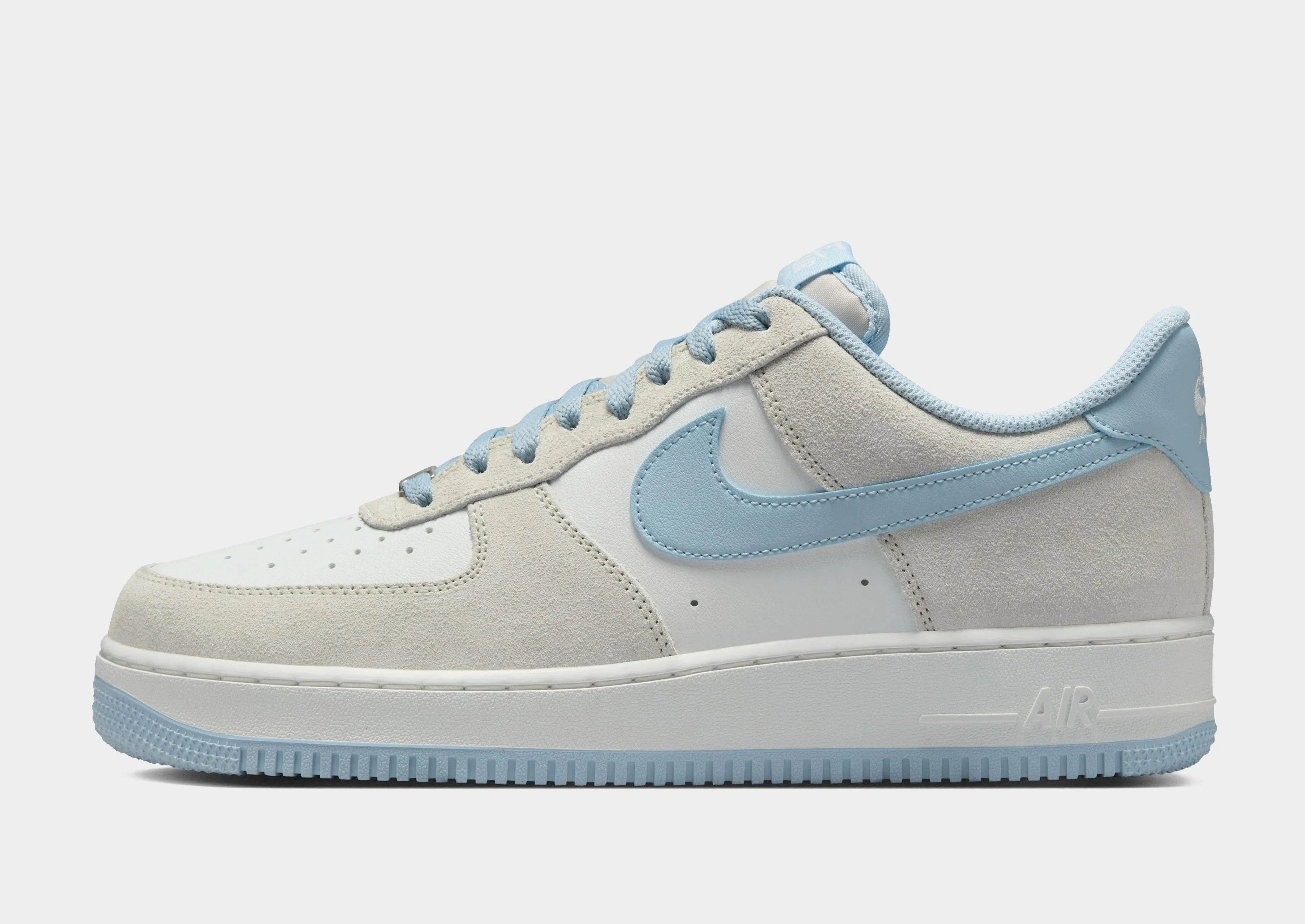 Relaxed Look Shoes Quick Outing Air Force 1 '07 LV8