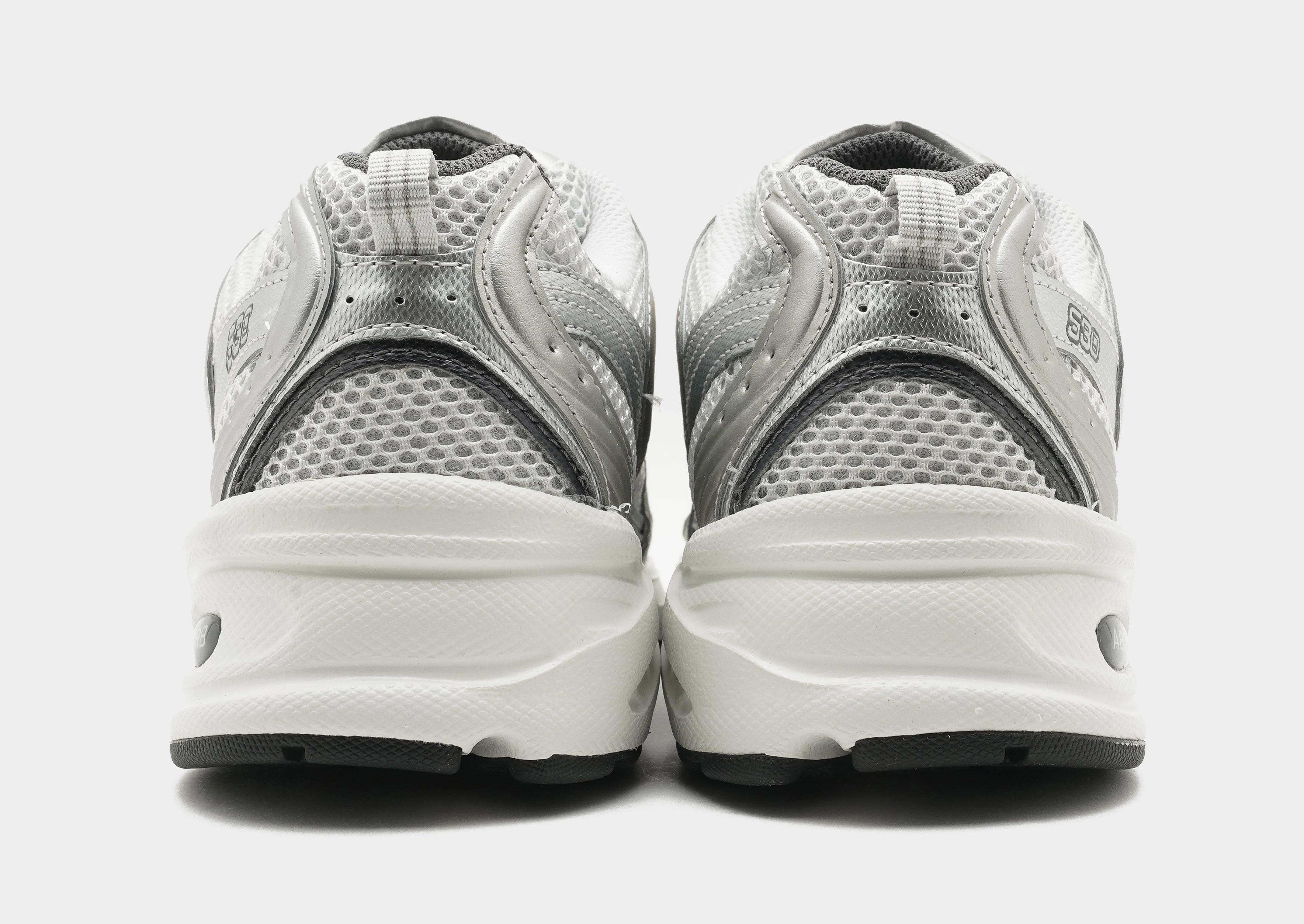 running in a track meet shoes breathable leather shoes 530