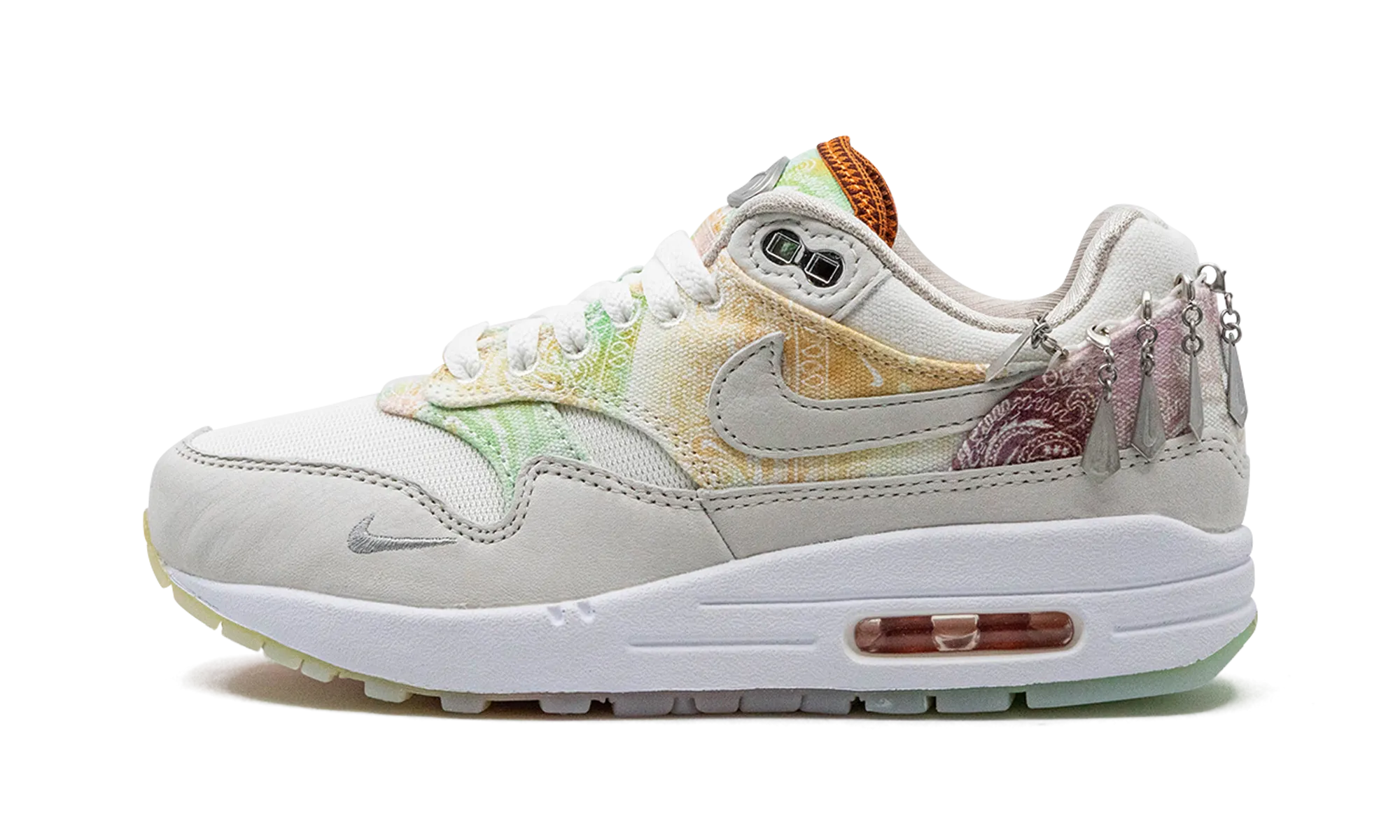 rainy - day - runner races NIKE AIR MAX 1 '87 WMNS "White Phantom Mint Foam"
