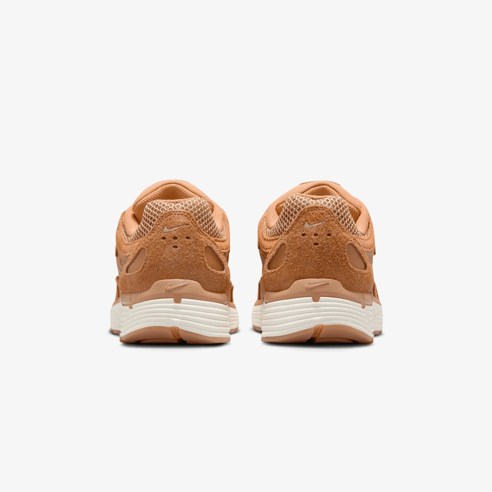 NIKE | P-6000 { FLAX/FLAX-METALLIC GOLD-SAIL Sport Aesthetic Rigidity Control