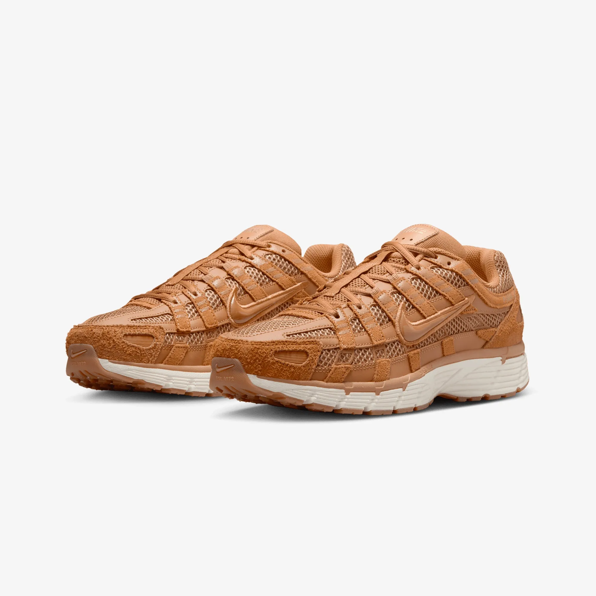 NIKE | P-6000 { FLAX/FLAX-METALLIC GOLD-SAIL Eco Materials Cool Design