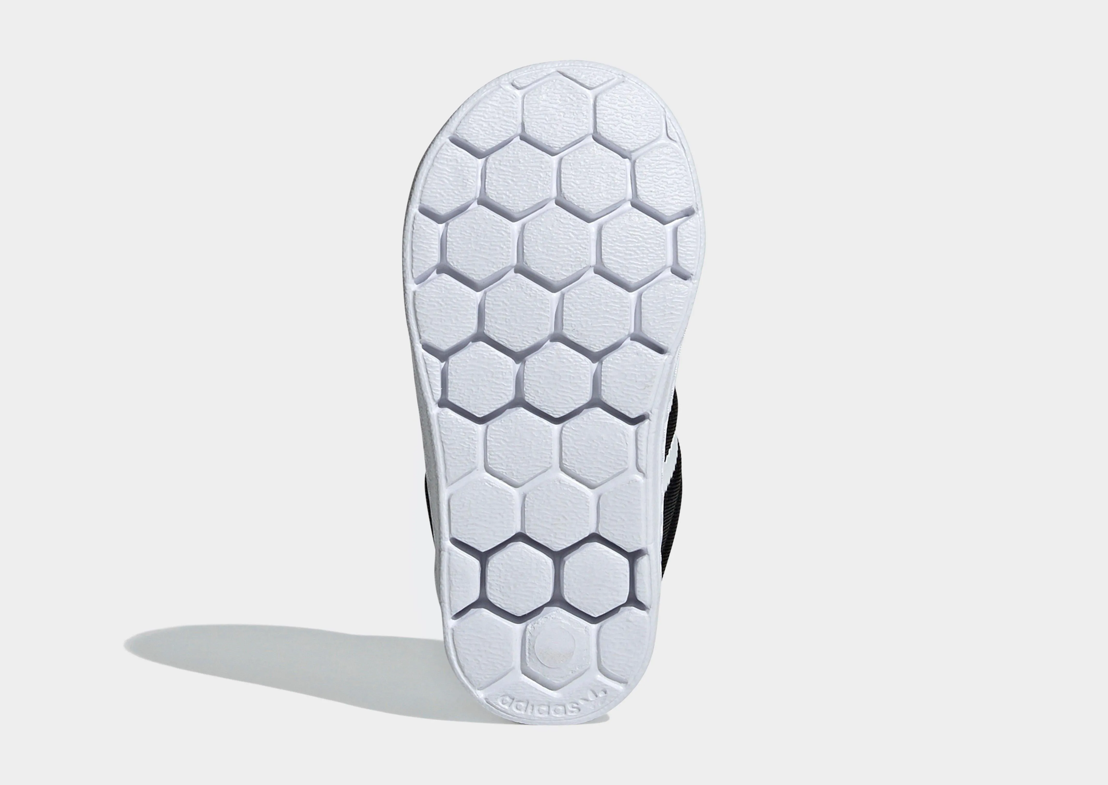 Superstar 360 Comfort Closure Infant's Streamlined materials