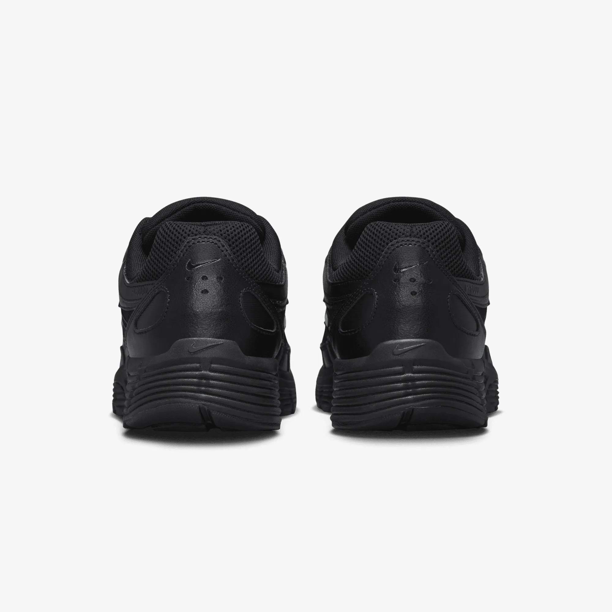 NIKE | P-6000 { BLACK/BLACK Dynamic Fit