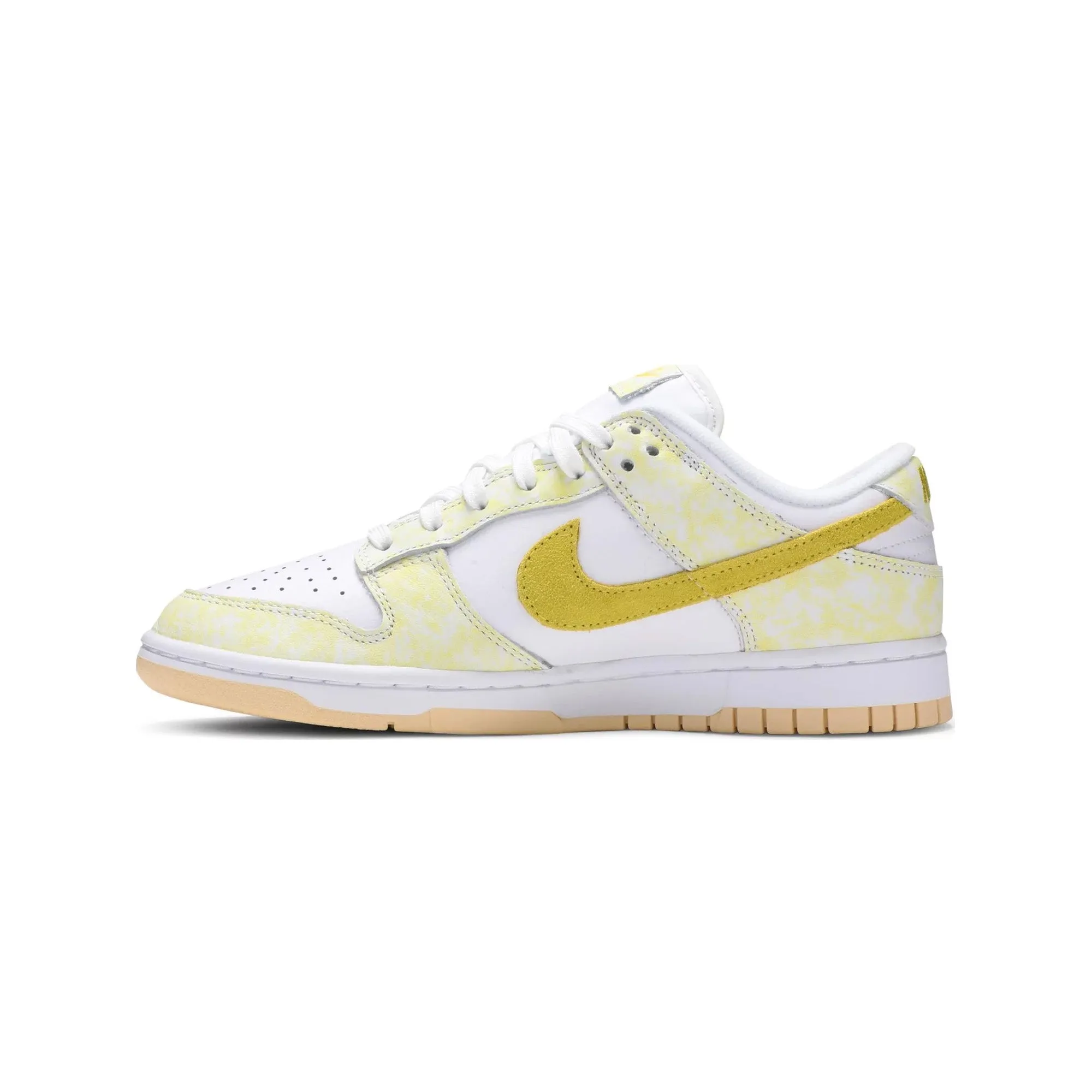 Long Wear Comfort Layers Dunk Low OG 'Yellow Strike' W