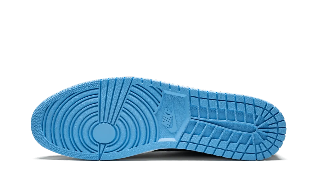 Smooth Ease Air Jordan 1 Retro High "Family Forever"