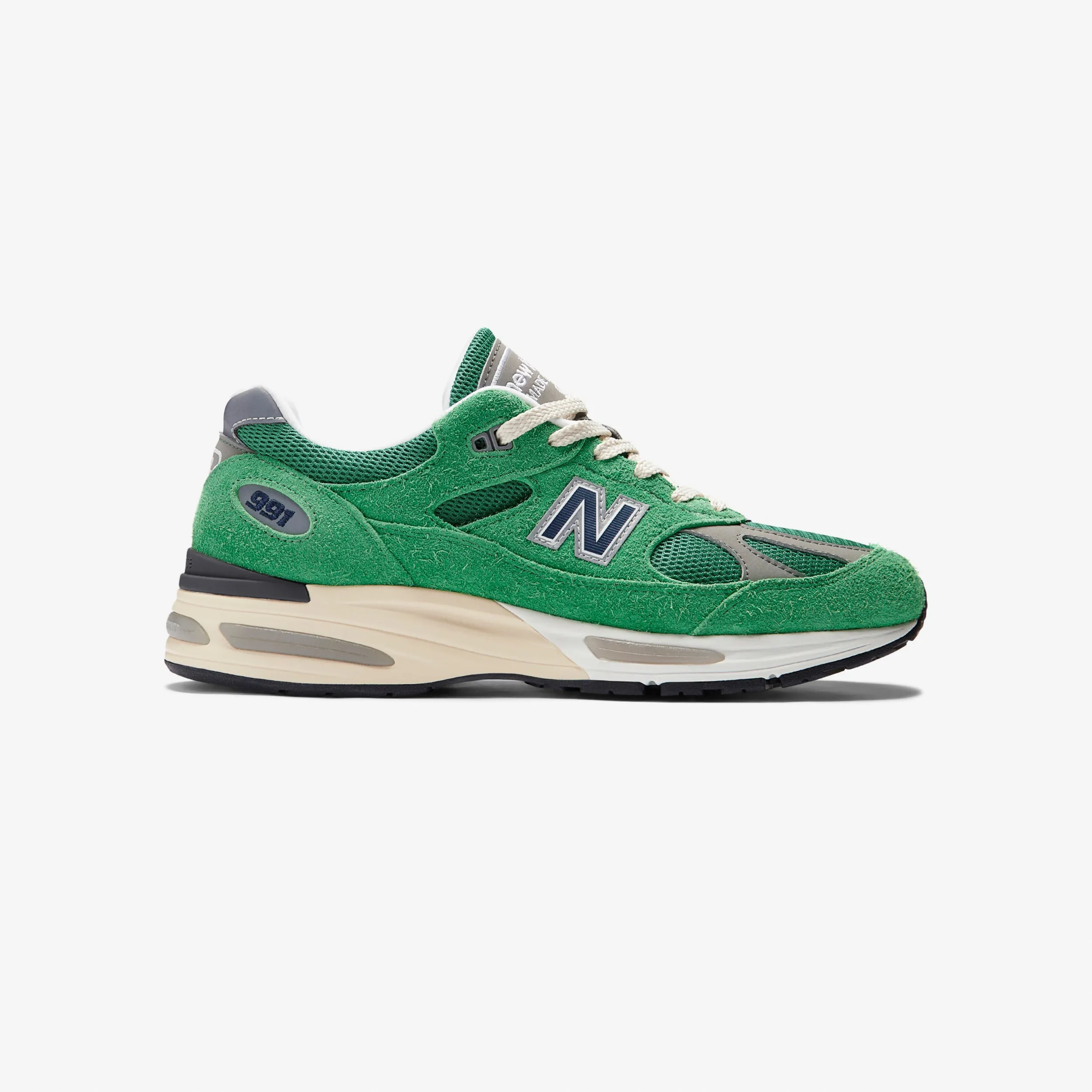 Made in UK 991v2 Travel Style