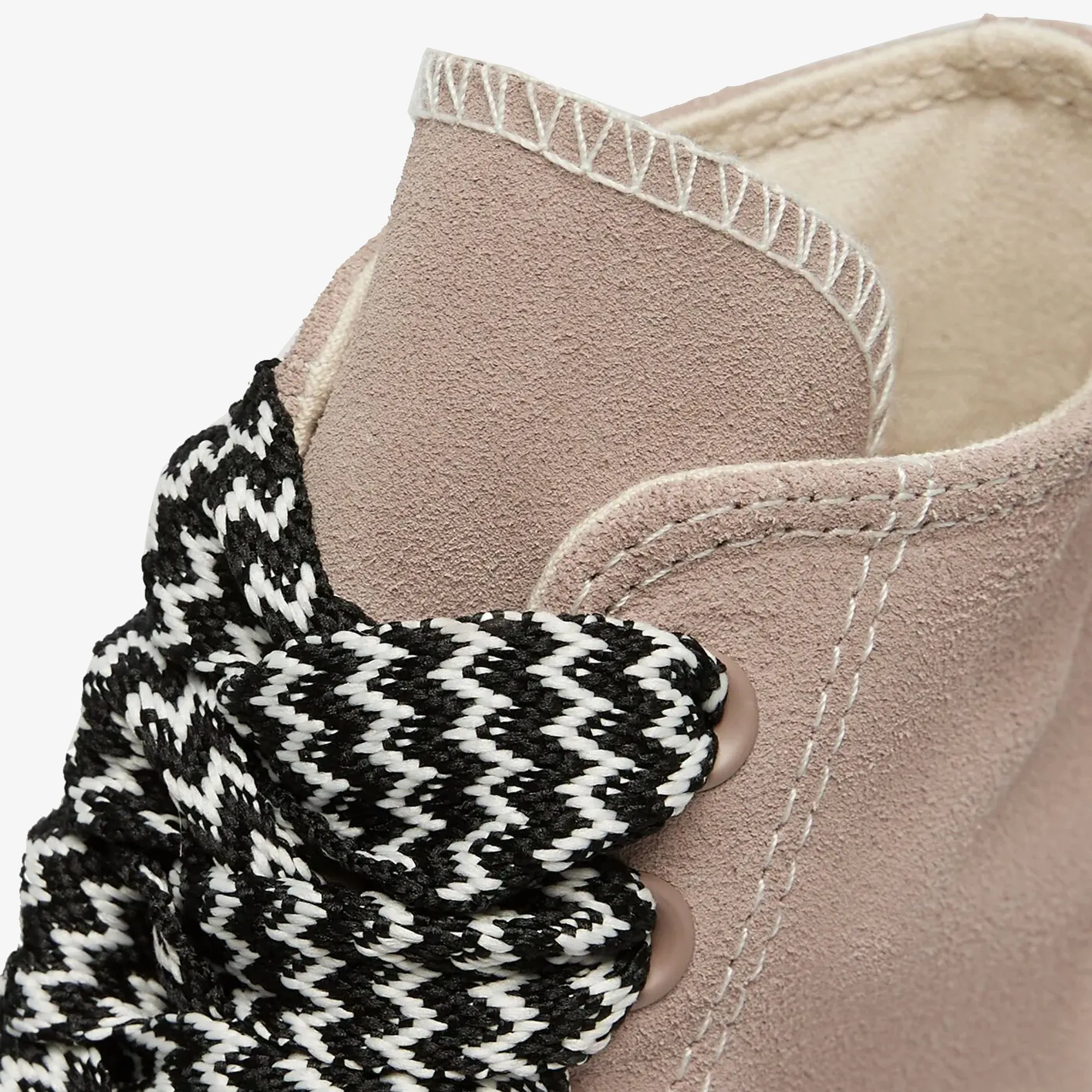 Converse | CHUCK 70 SUEDE { GREY/WHITE Shock Diffusing Midsole