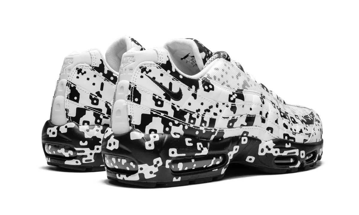 Air Max 95 / C.E. "Cav Empt" Color run Athletic Fit