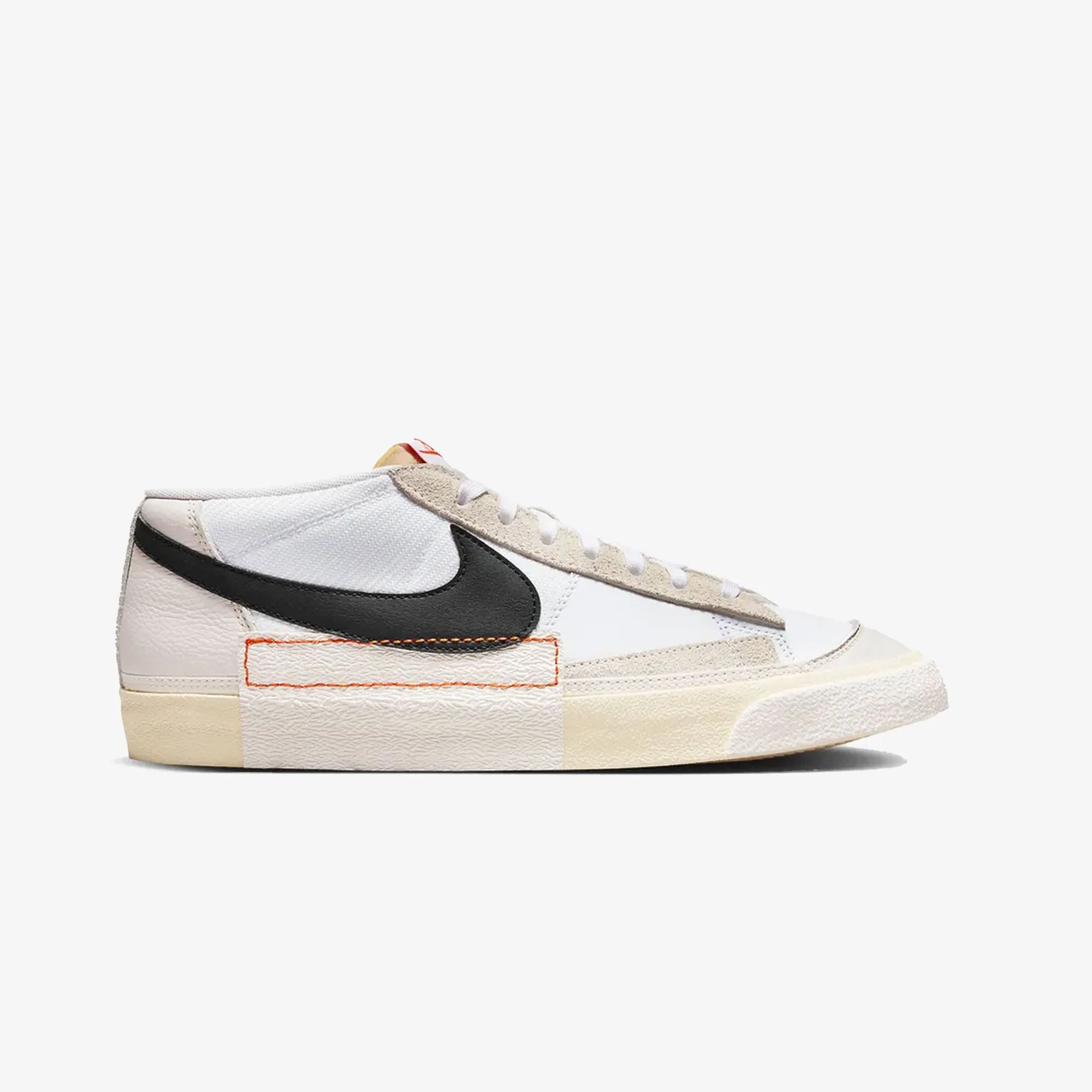 AdjustableStrap NIKE | BLAZER LOW PRO CLUB { WHITE/BLACK-BEACH-SUMMIT WHITE