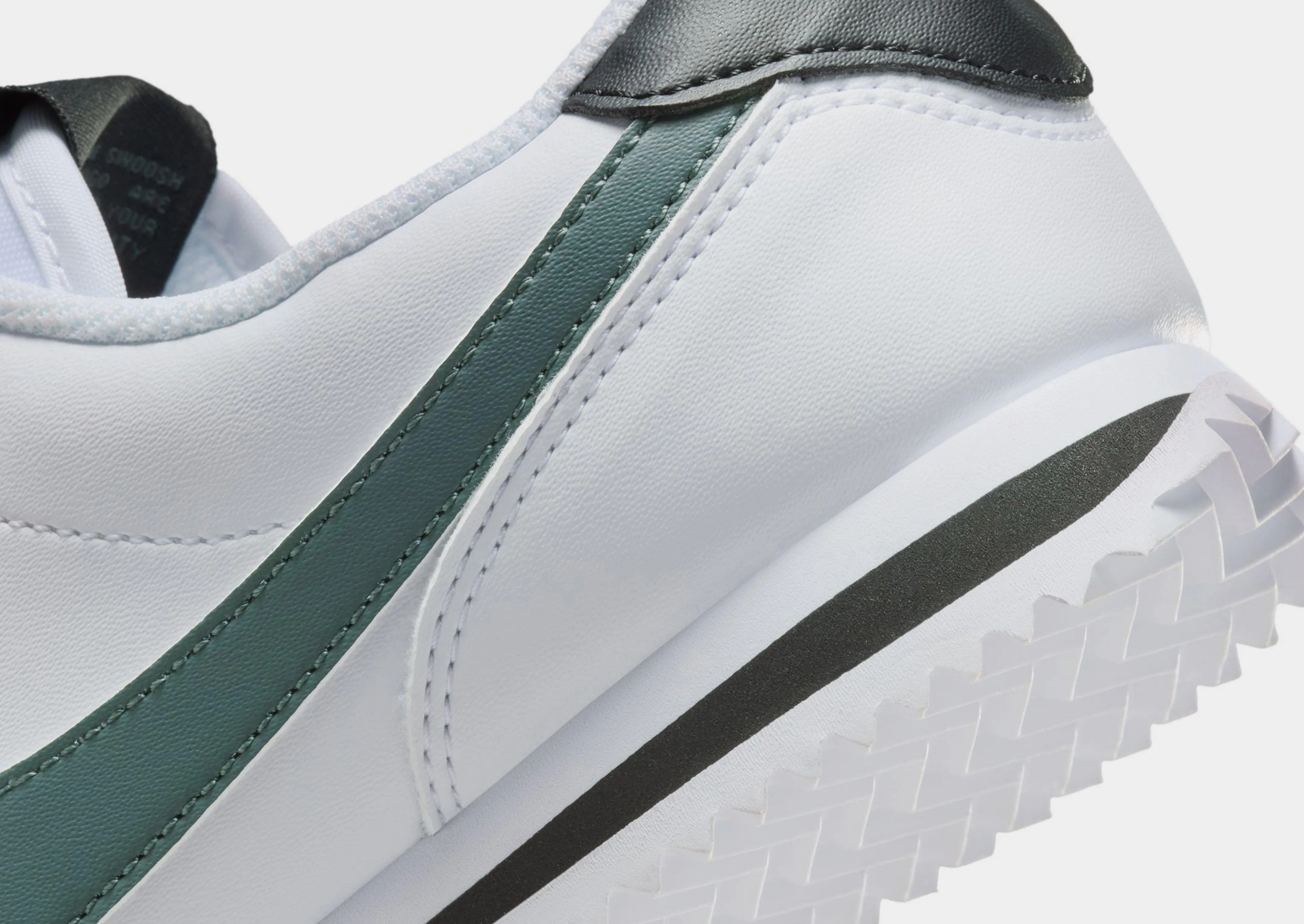 Cortez Junior's mid - range shoe expense